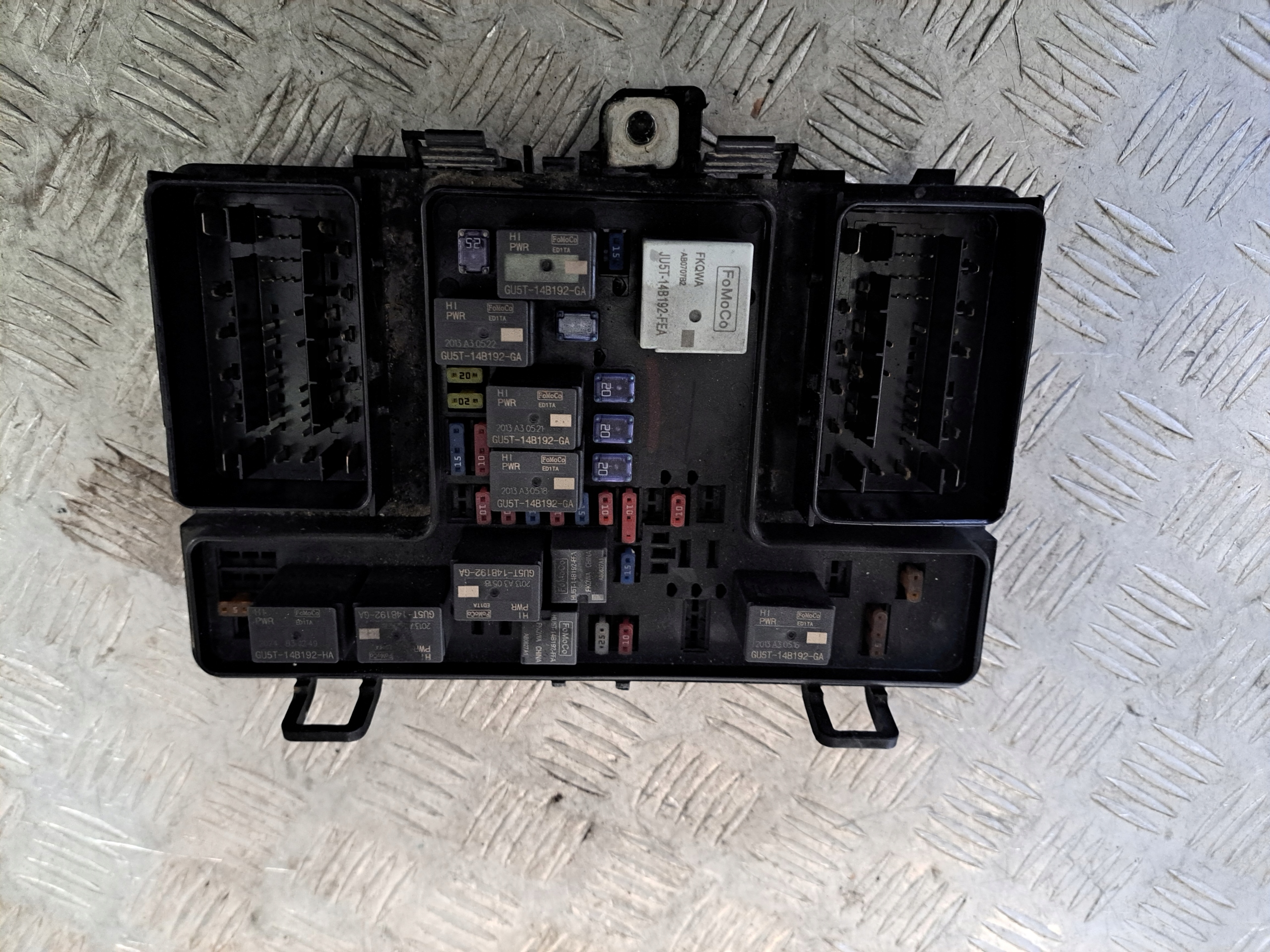 FORD S-MAX MK2 2.0 ECOBLUE AUTOMAT 2021 R SKRZYNKA BEZPIECZNIKÓW Producent części Ford OE