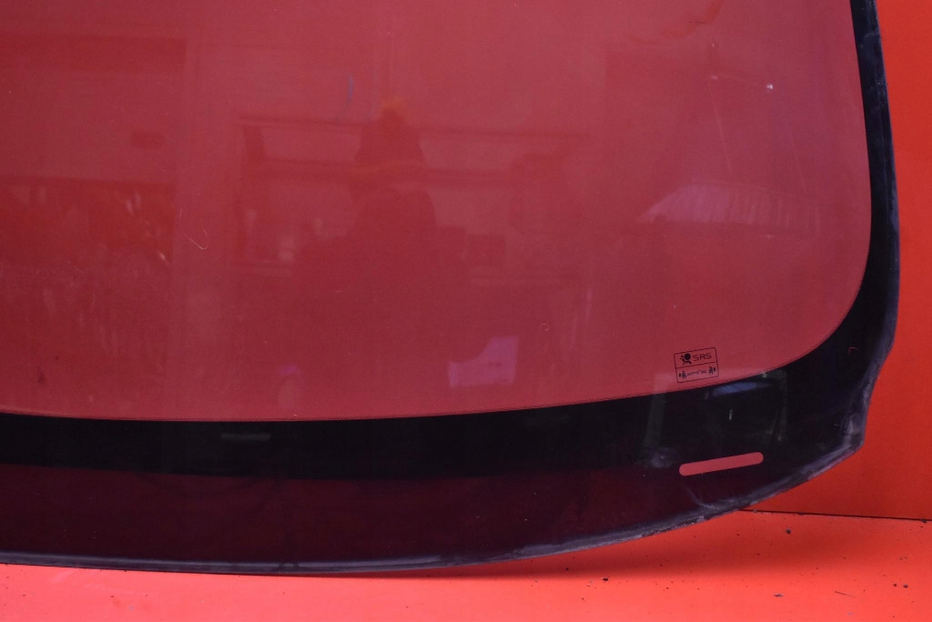 Vitre pare brise Avant de fer VOLVO V60 1 et 10-13