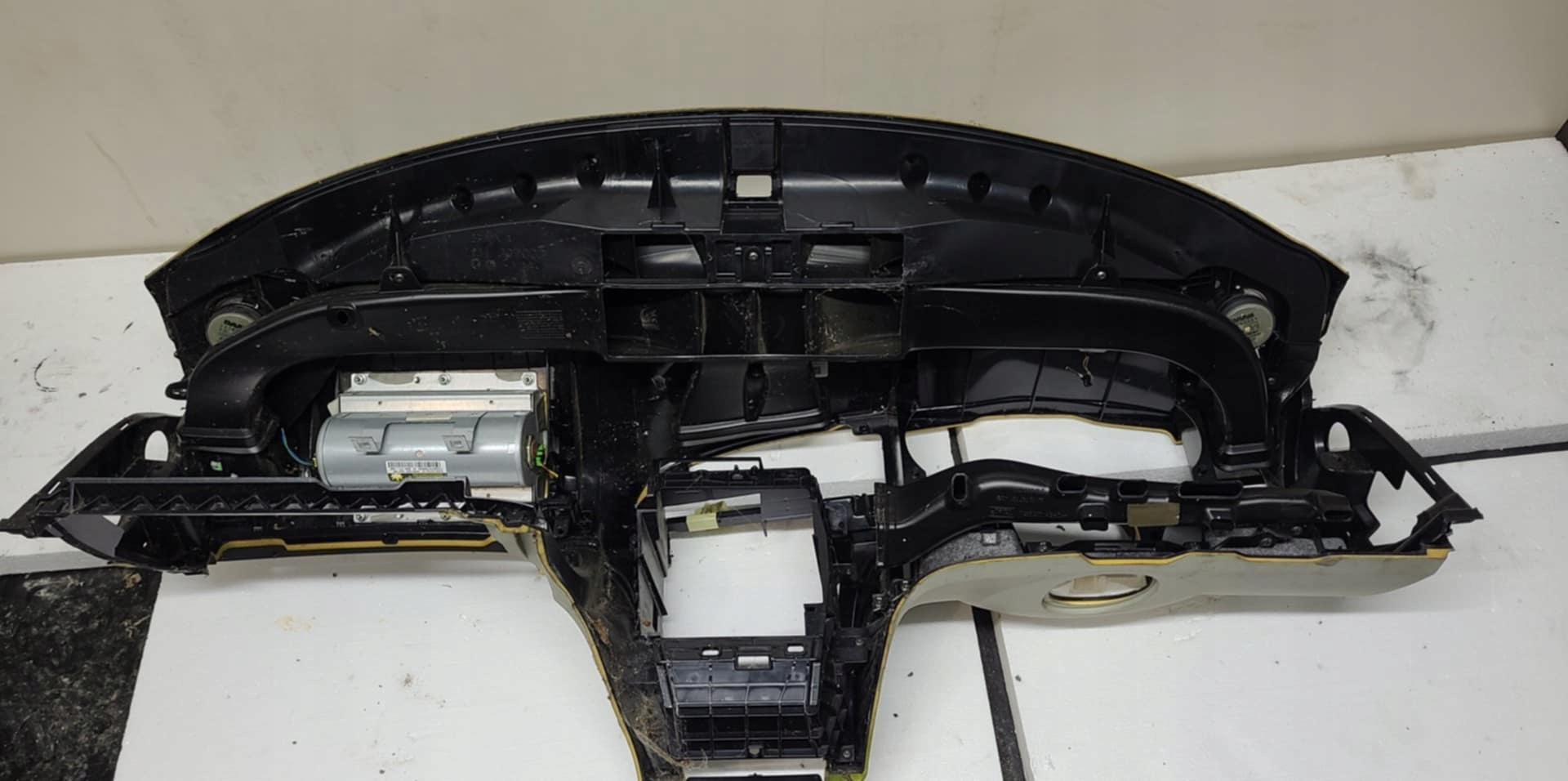 dashboard instrument panel console SAAB 9-3 93 II EUROPA
