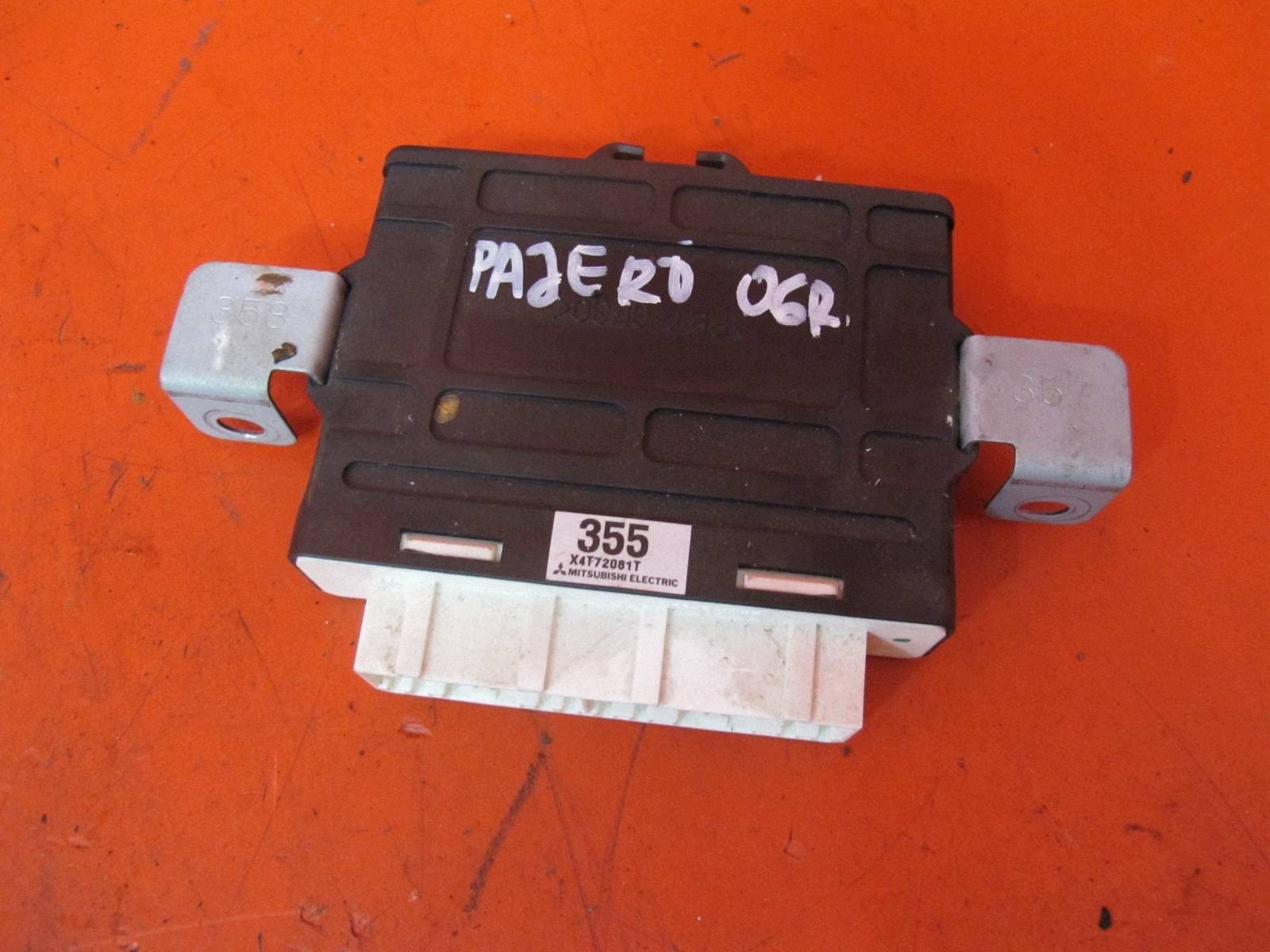 MITSUBISHI PAJERO 4 IV 3.2 DI-D 4M41 module control unit computer 8631A355