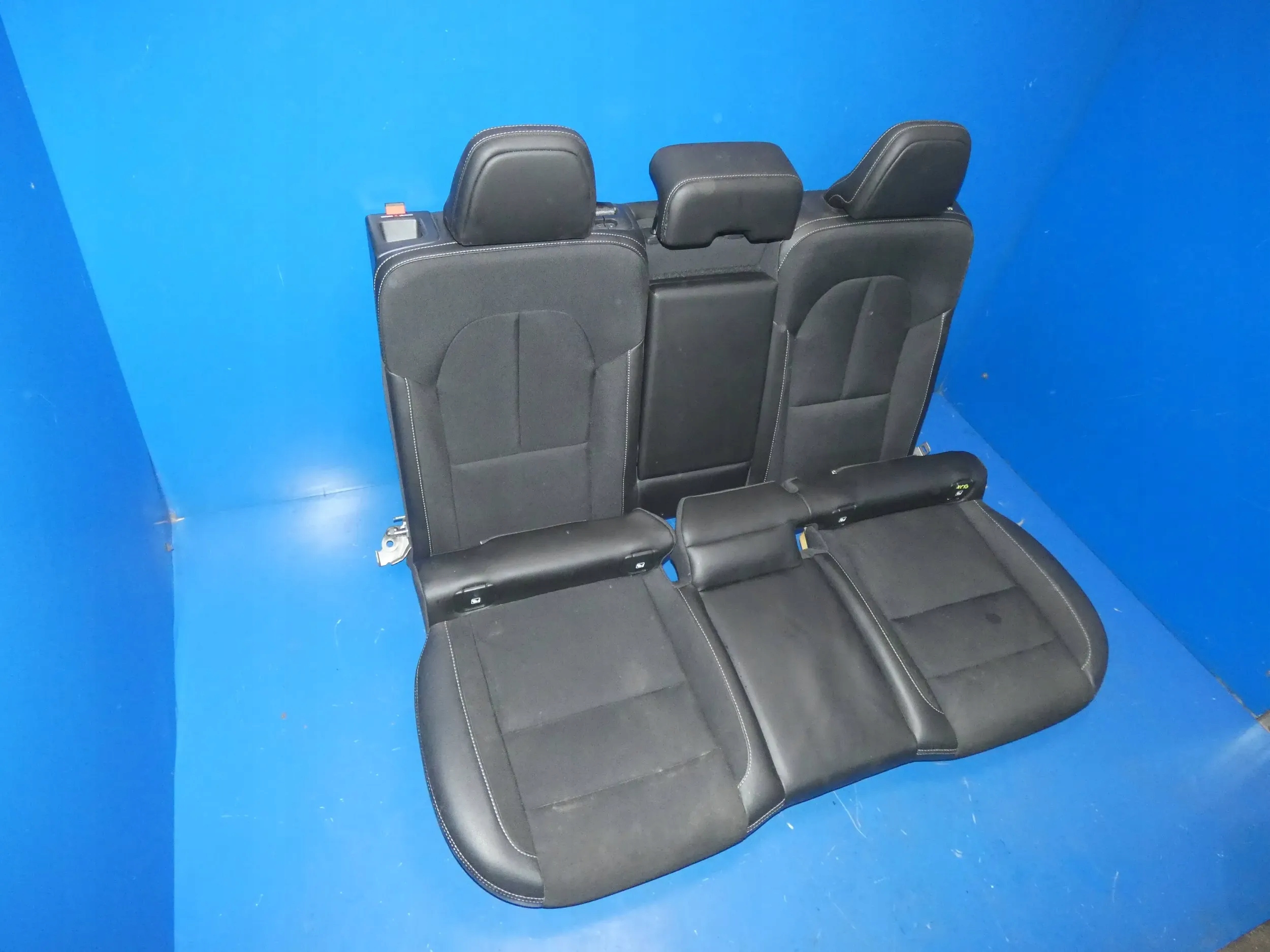VOLVO XC40 Sitz heck OPARCIE SIEDZISKO KOMPLET