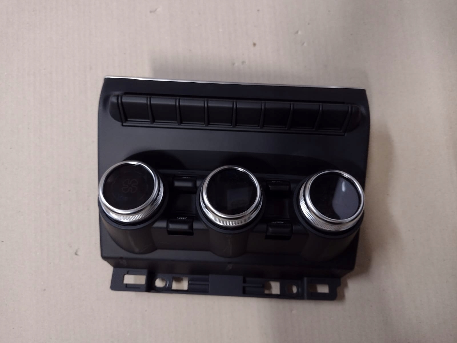 Unite commande clima Lumières de secours CAPTUR II 283E87996R