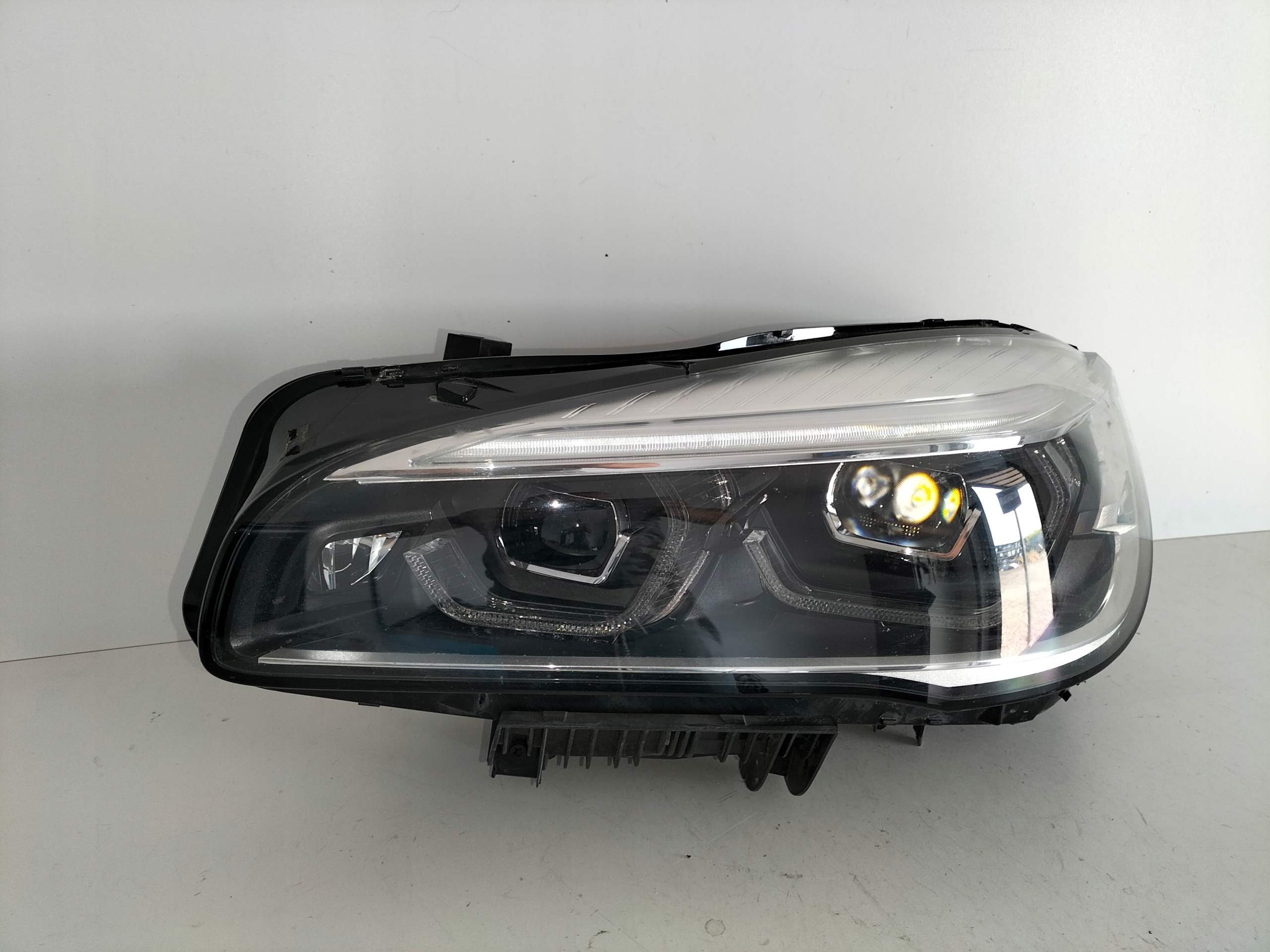 light front reflektor front left BMW 2 F45 F46 LIFT 18- FULL LED