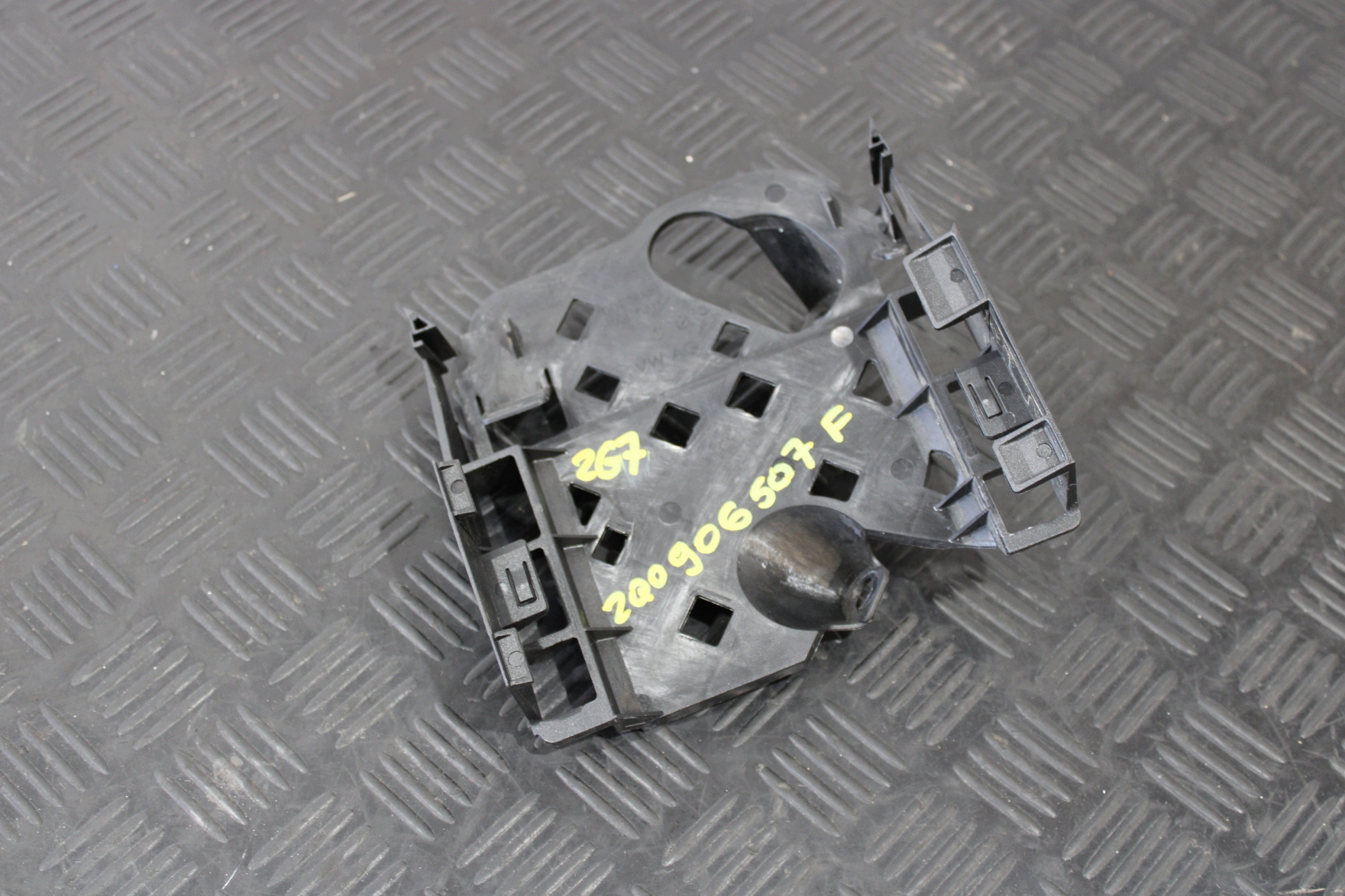 Support Support plaque KOMPUTERA 2Q0906507F VW TAIGO 2G7 R-LINE