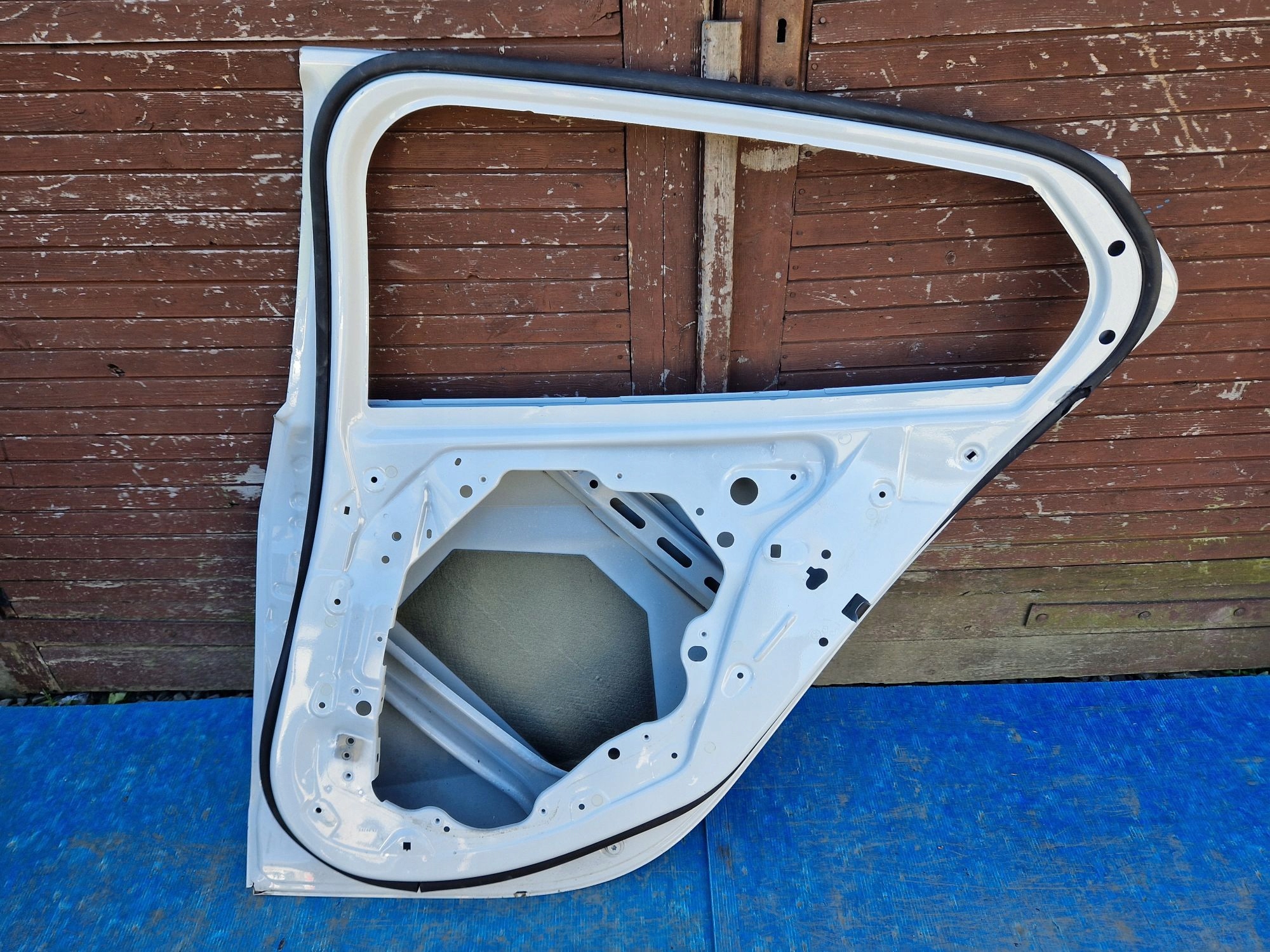 door right rear. BMW 1 F40 2019R->
