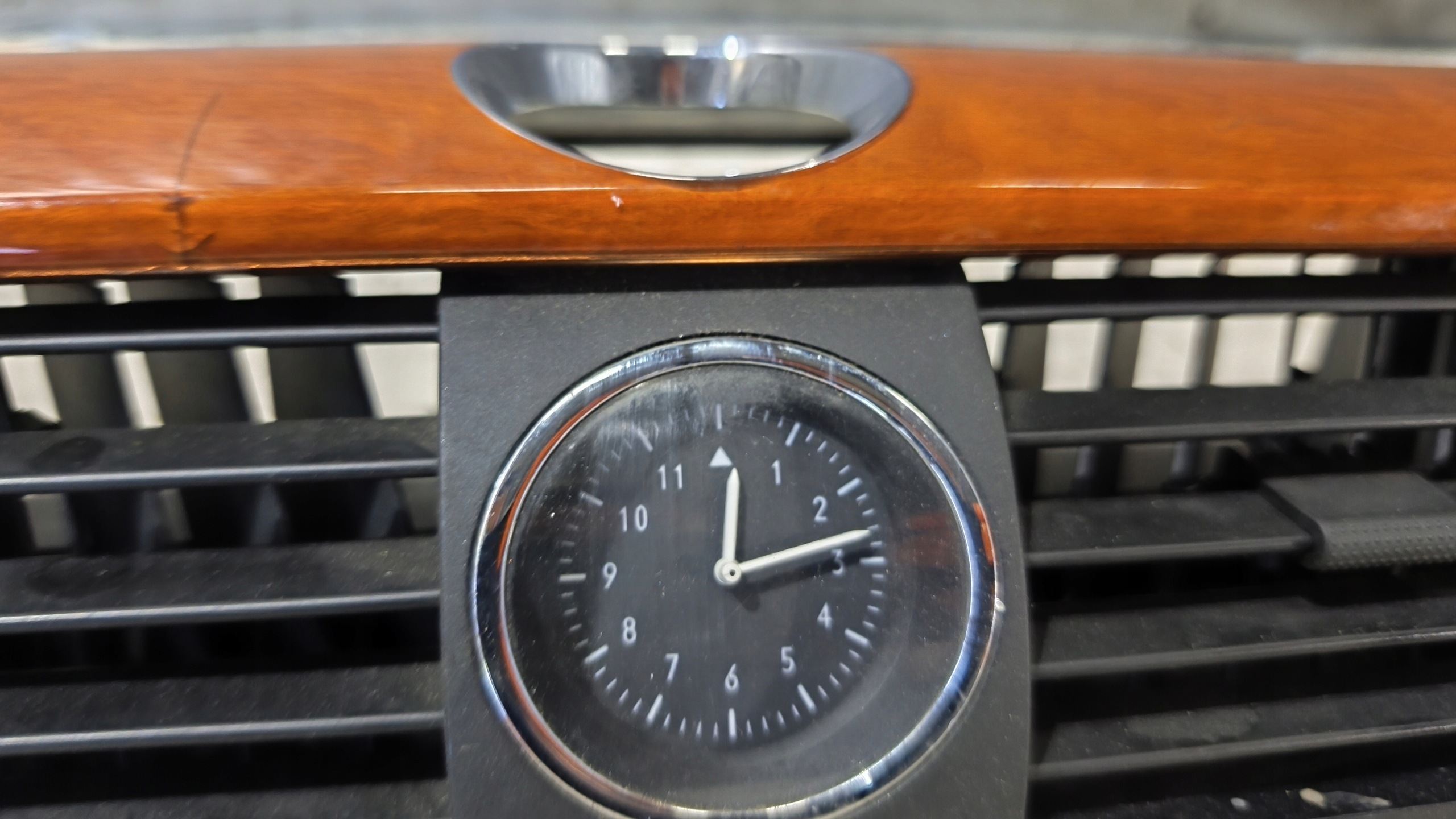 grid air conditioning devices central clock VW PHAETON 2006r 3D1819144