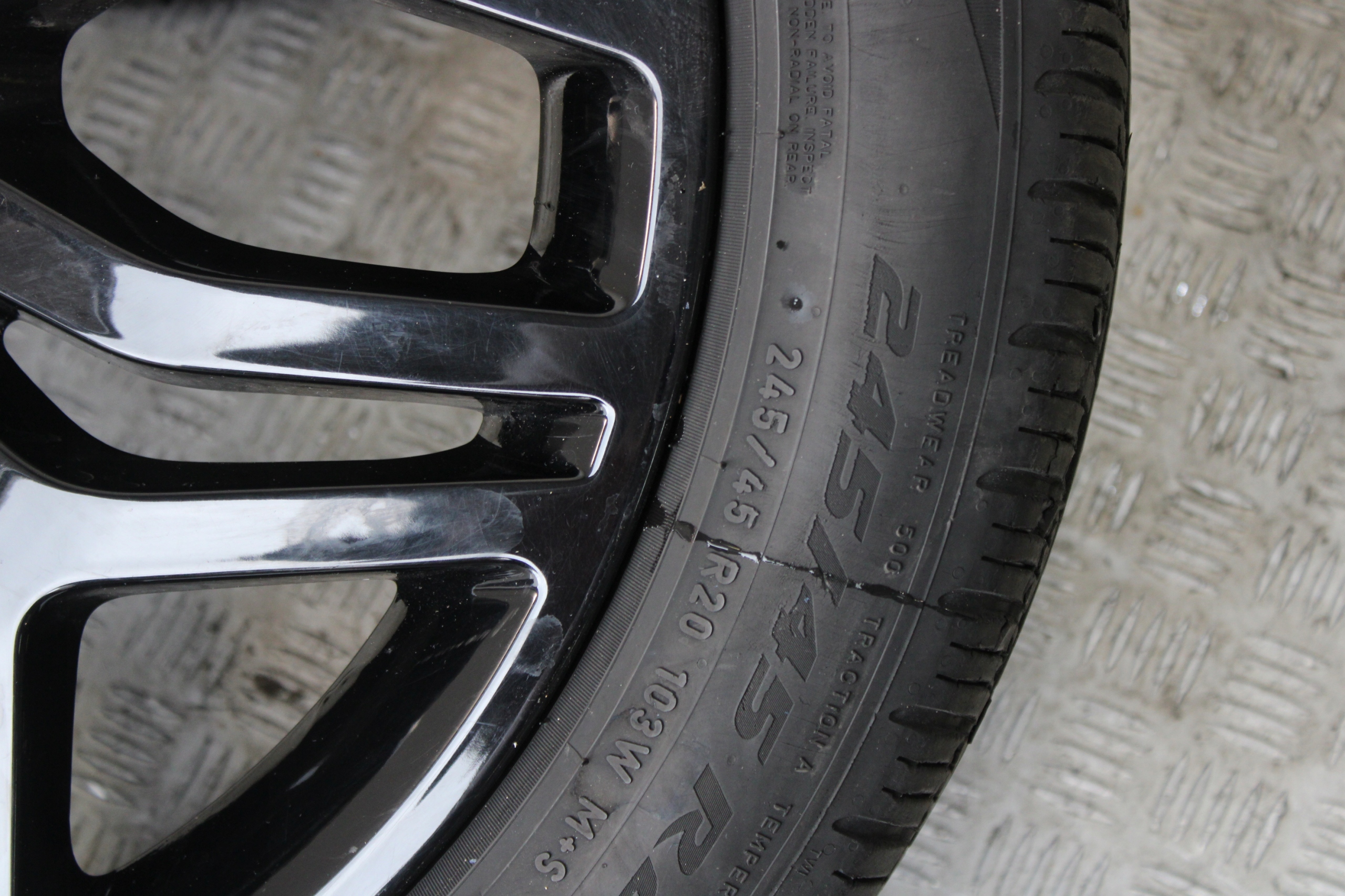 wheels discs disc 245/45 R20 LAND ROVER EVOQUE L538 GJ32-1007-CA