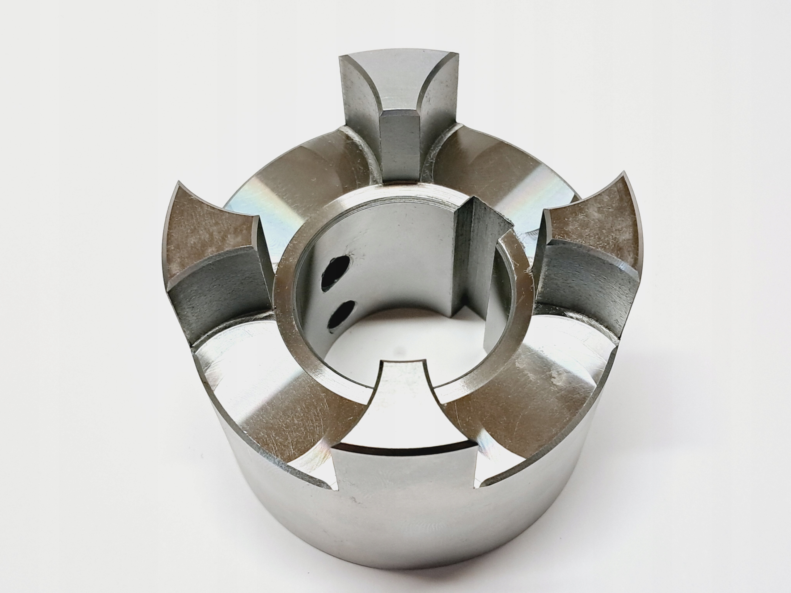 Spojka o průměru 80 mm s otvorem fi40 w10 polovina fi80 L114