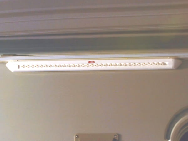 Lampa LED nad drzwi Fiamma do przyczepy Turismus Part number 071 216