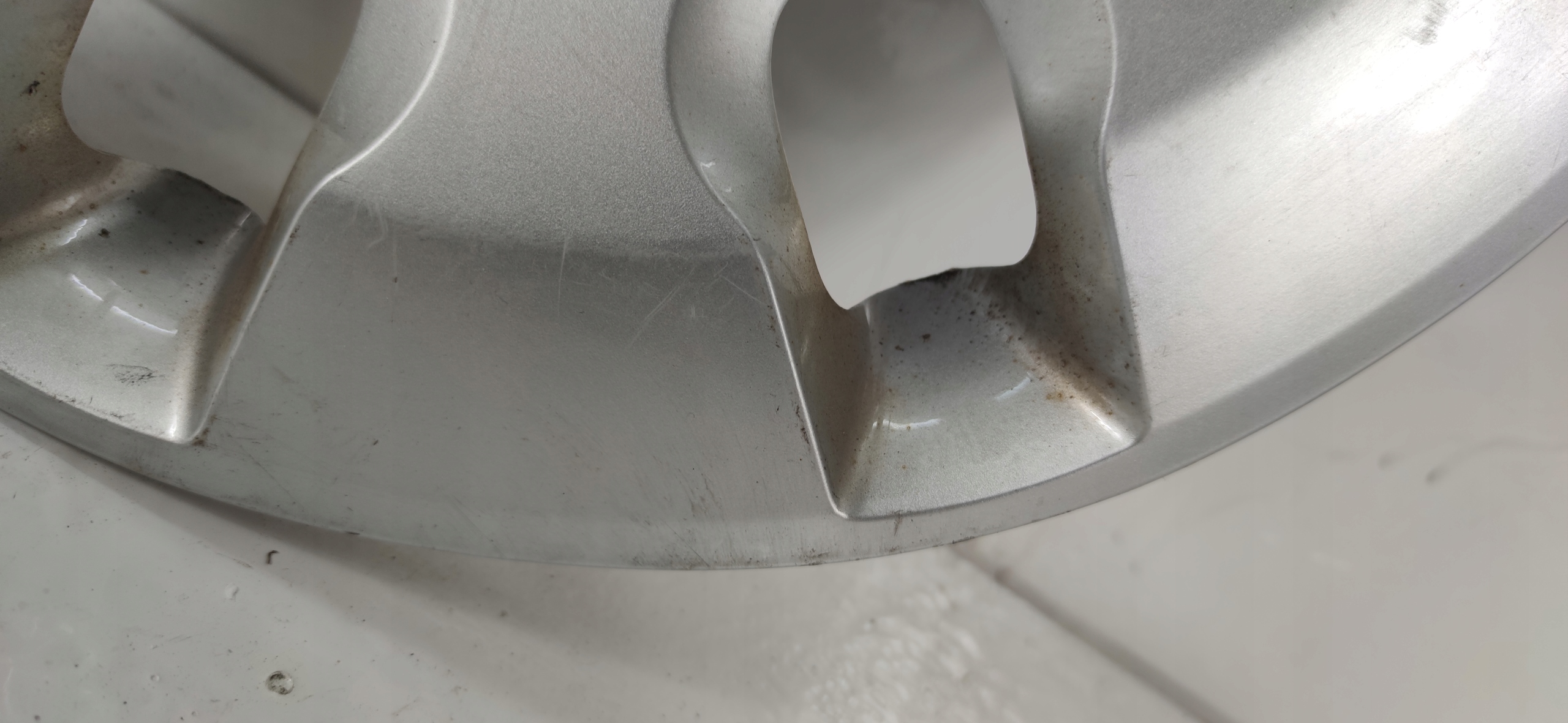 AK69 AUDI A1 8X 15" copri - Originale 8X0601147