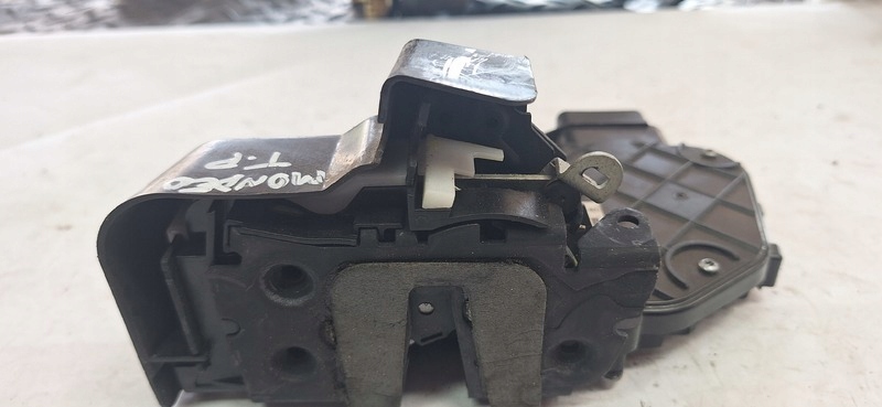 lock door FORD MONDEO 07- right rear part 6M2AR26412EC