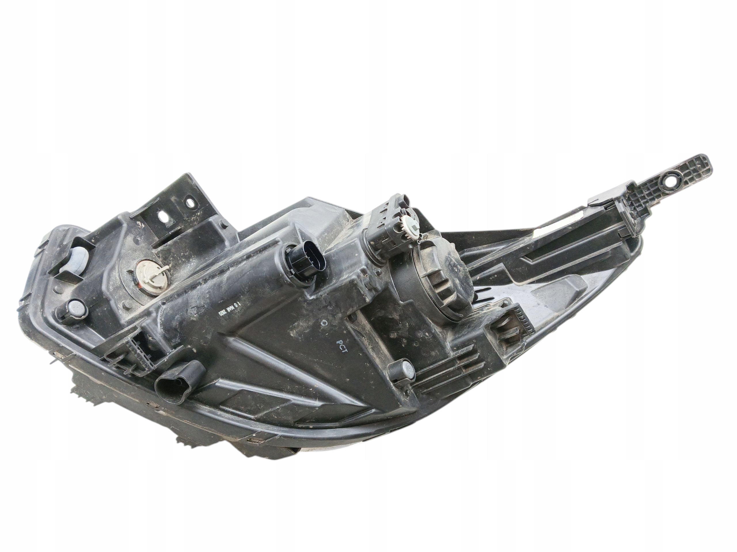 light REFLEKTOR right front KIA RIO IV 4 (17-20) 92102-H8 EUROPA