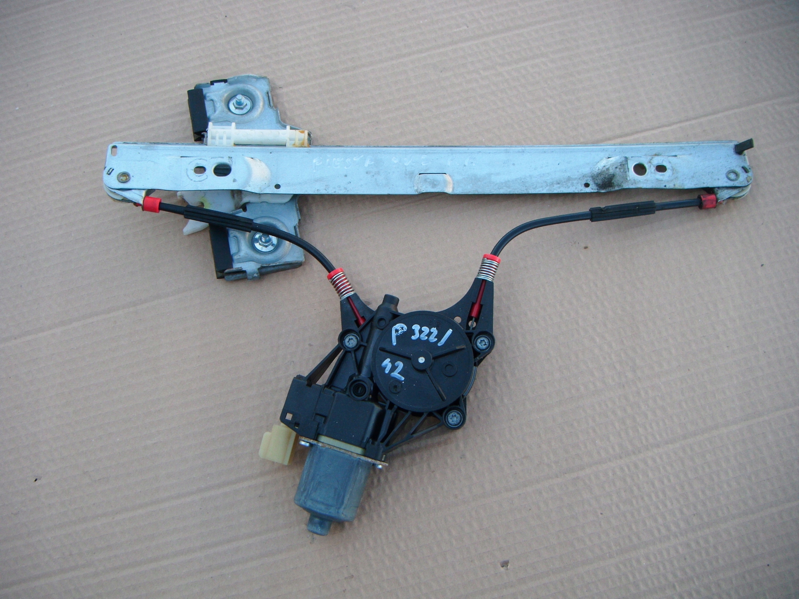 FORD FIESTA MK7 08-17 50 MECHANIZM SZYBY PRAWY P.