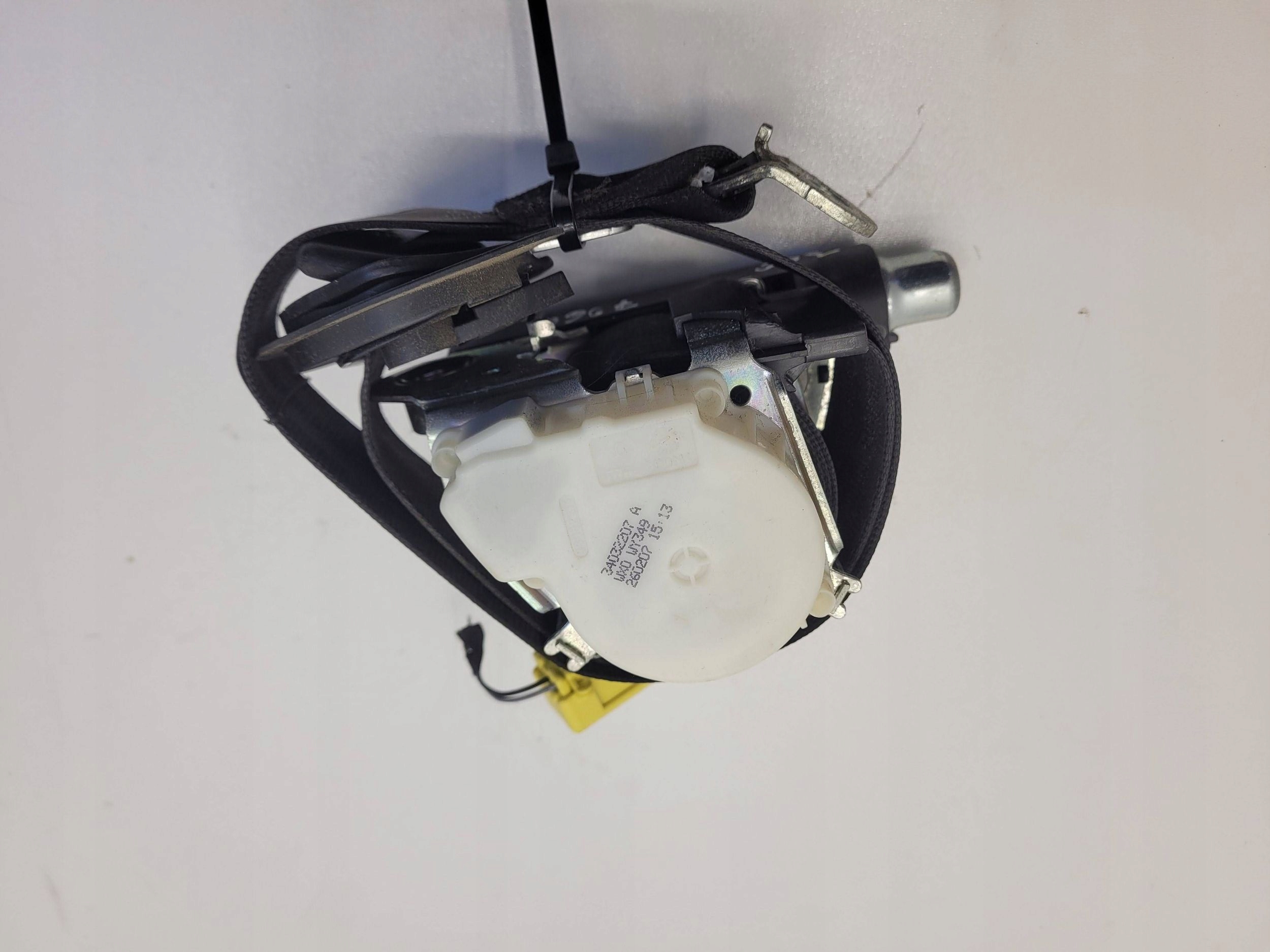 VW PASSAT B6 B7 CC tension belt safety right front 05R