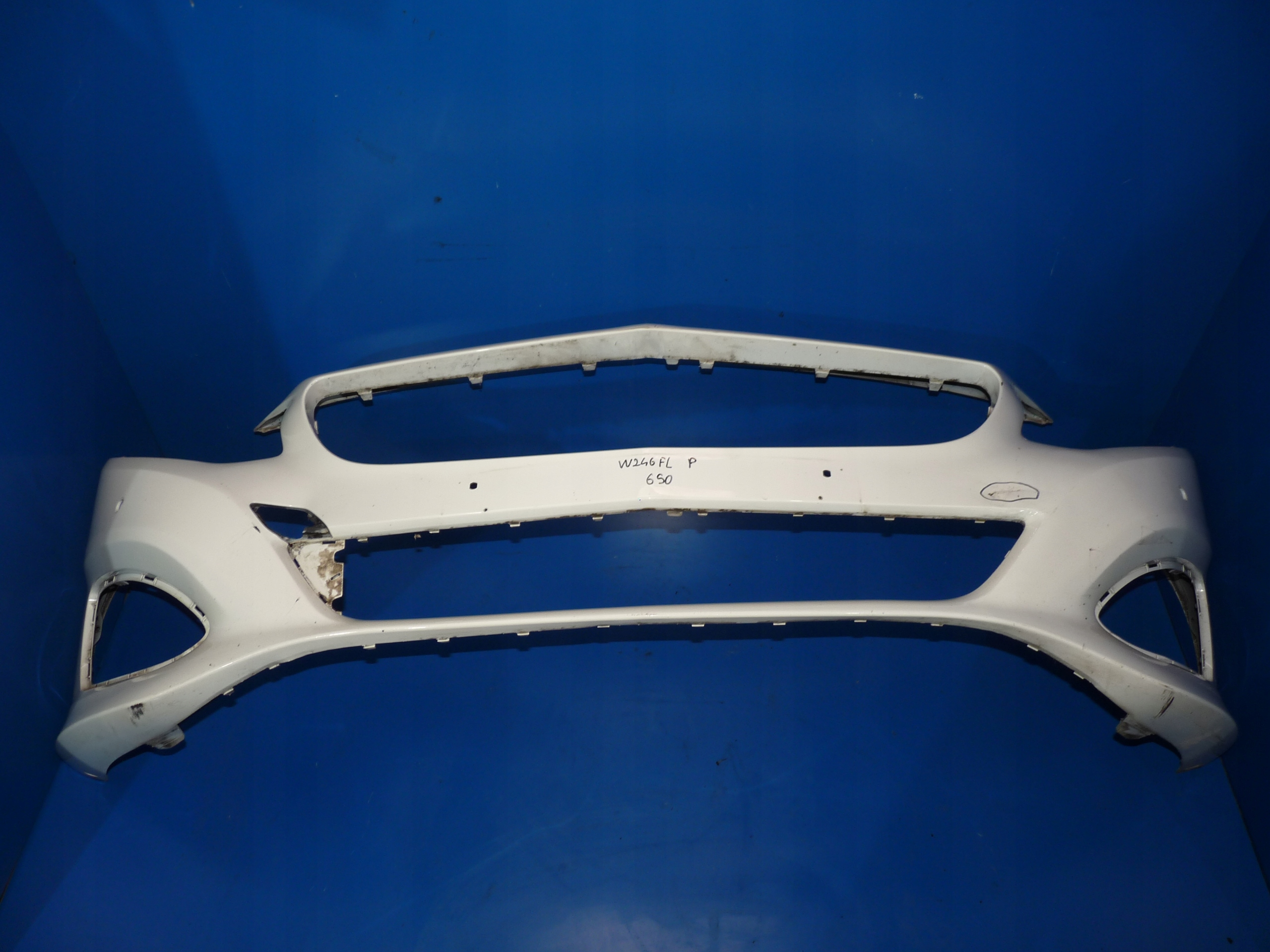 MERCEDES B W246 LIFT bumper front front below sensors PDC