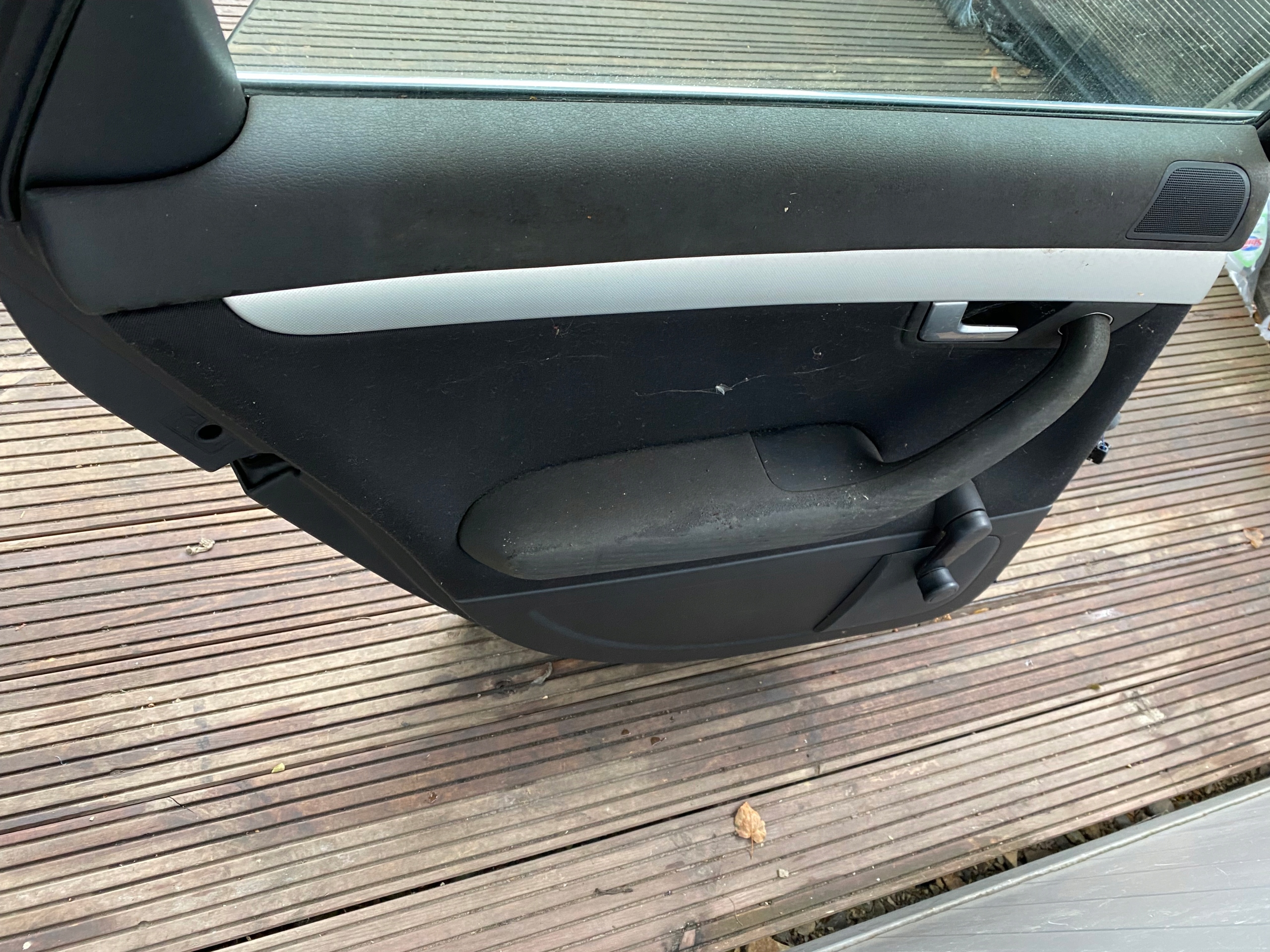 AUDI A4 B7 KOMBI AVANT complete door left rear part LZ9Y