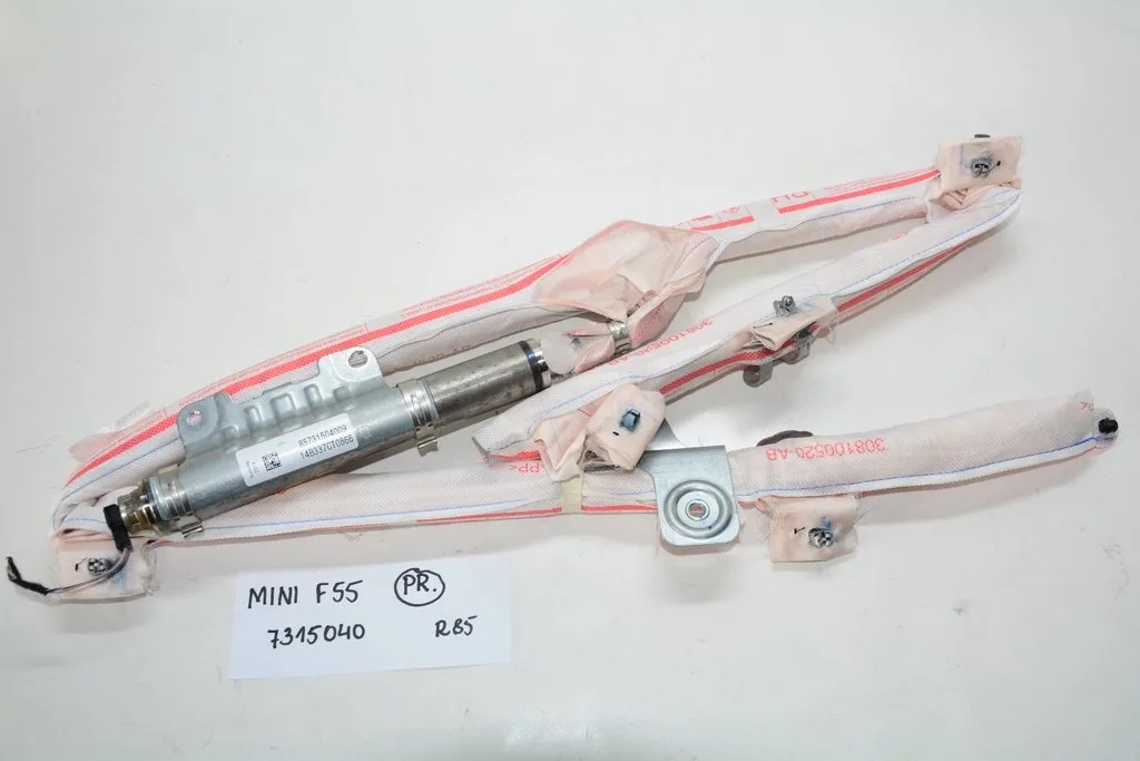 Занавес правый 7315040 MINI COOPER F55