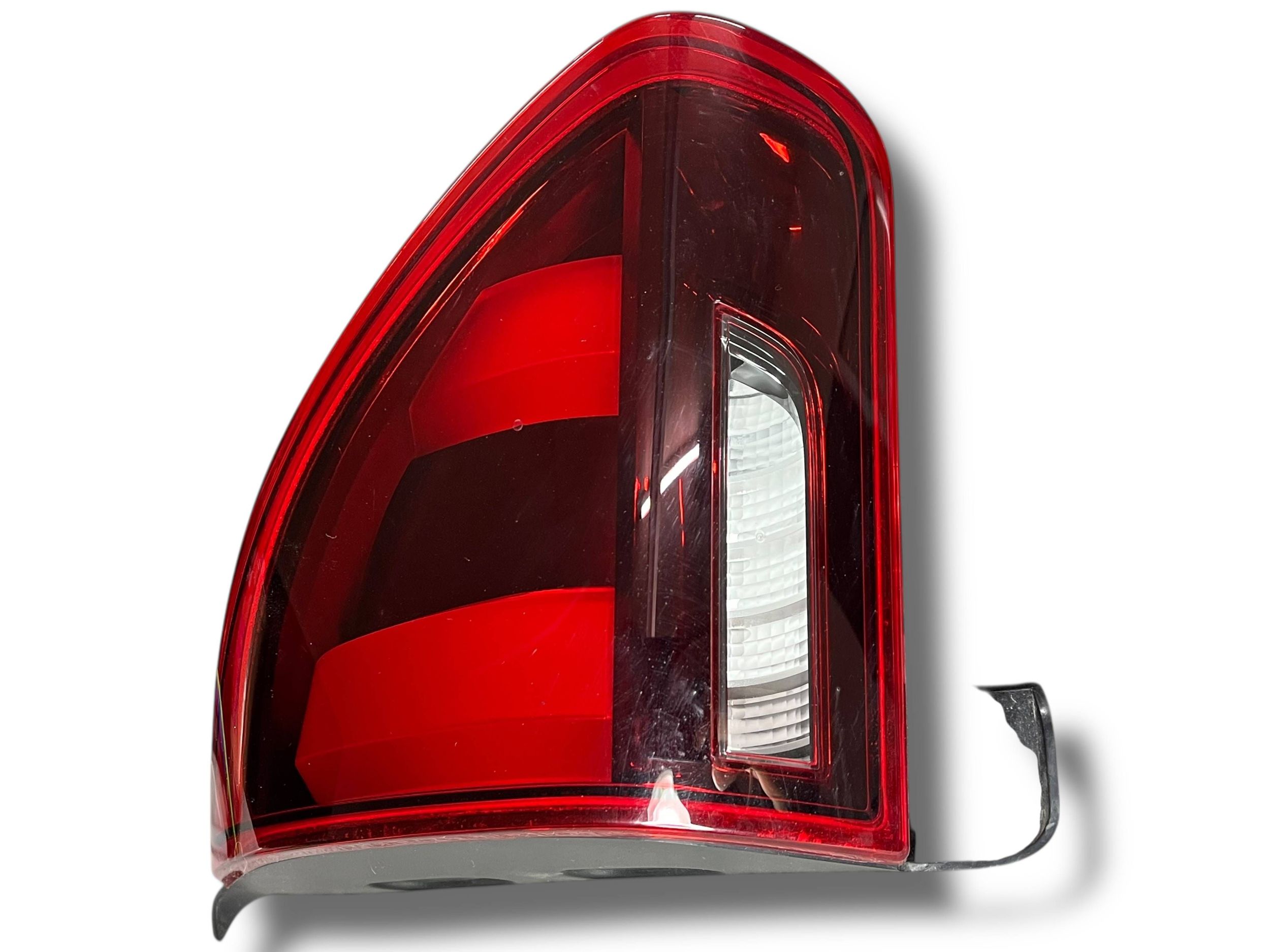 light left rear part 9814758480 PEUGEOT 2008 !J