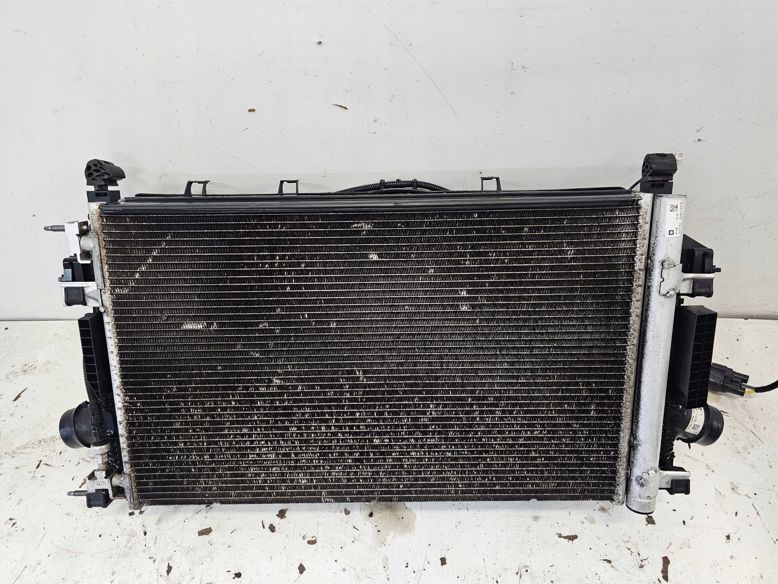 OPEL ASTRA J LIFT chladiče ventilátor 1.6 CDTI LL6 KOMPLET