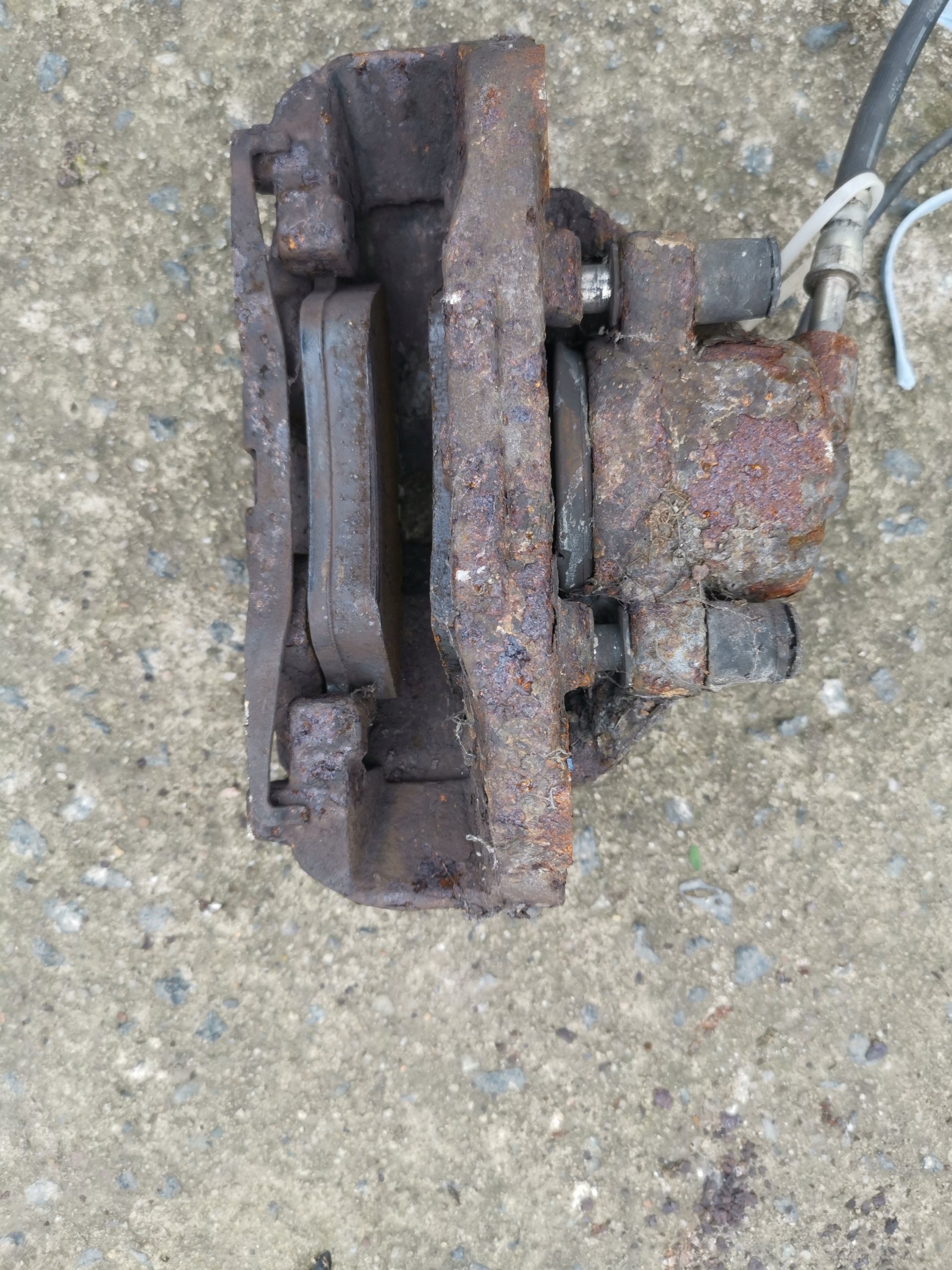 mercedes SPRINTER W903 2.2 CDI caliper brake front left right