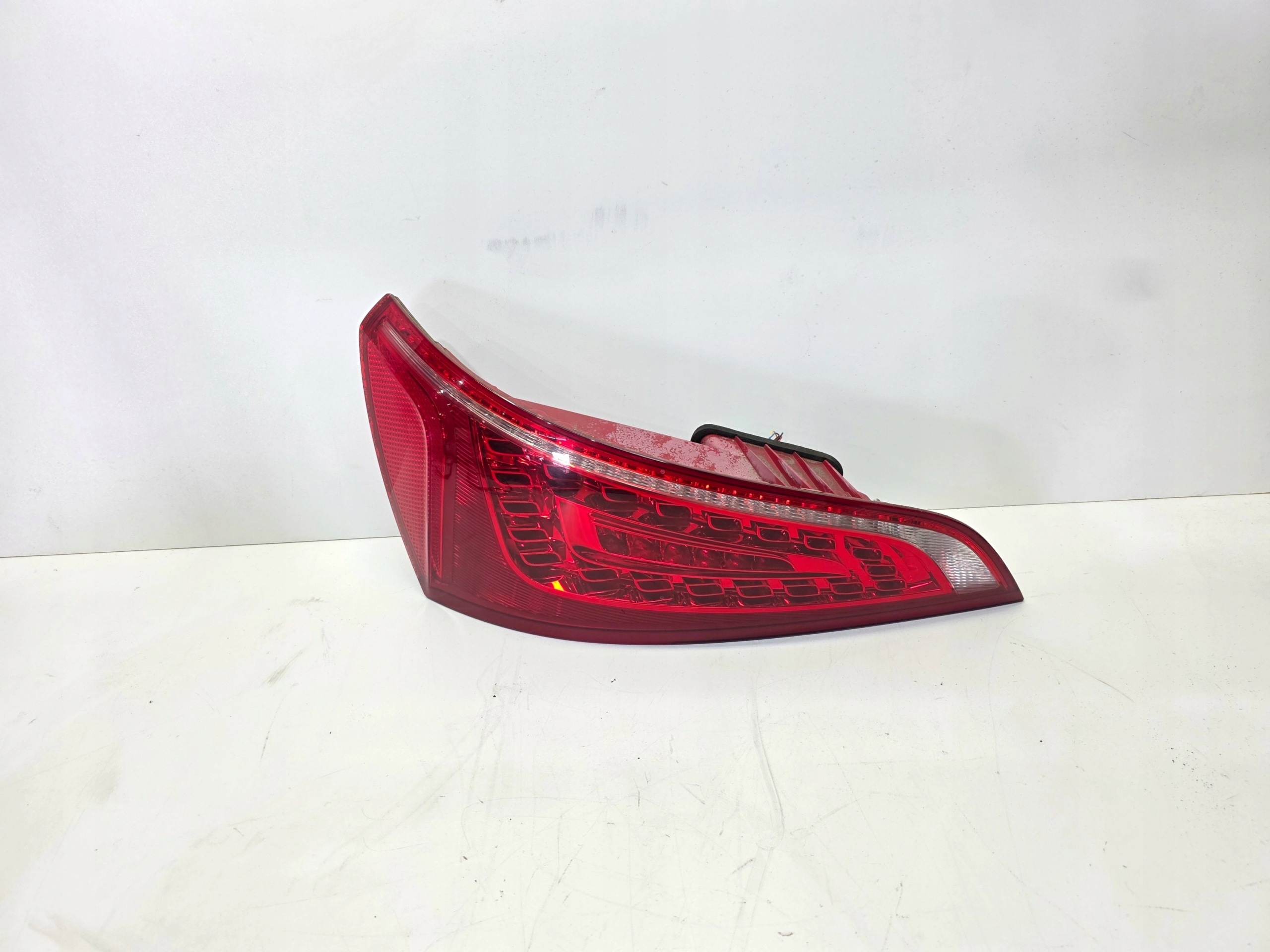 light left rear part LED AUDI Q5 8R 8R0945093A original