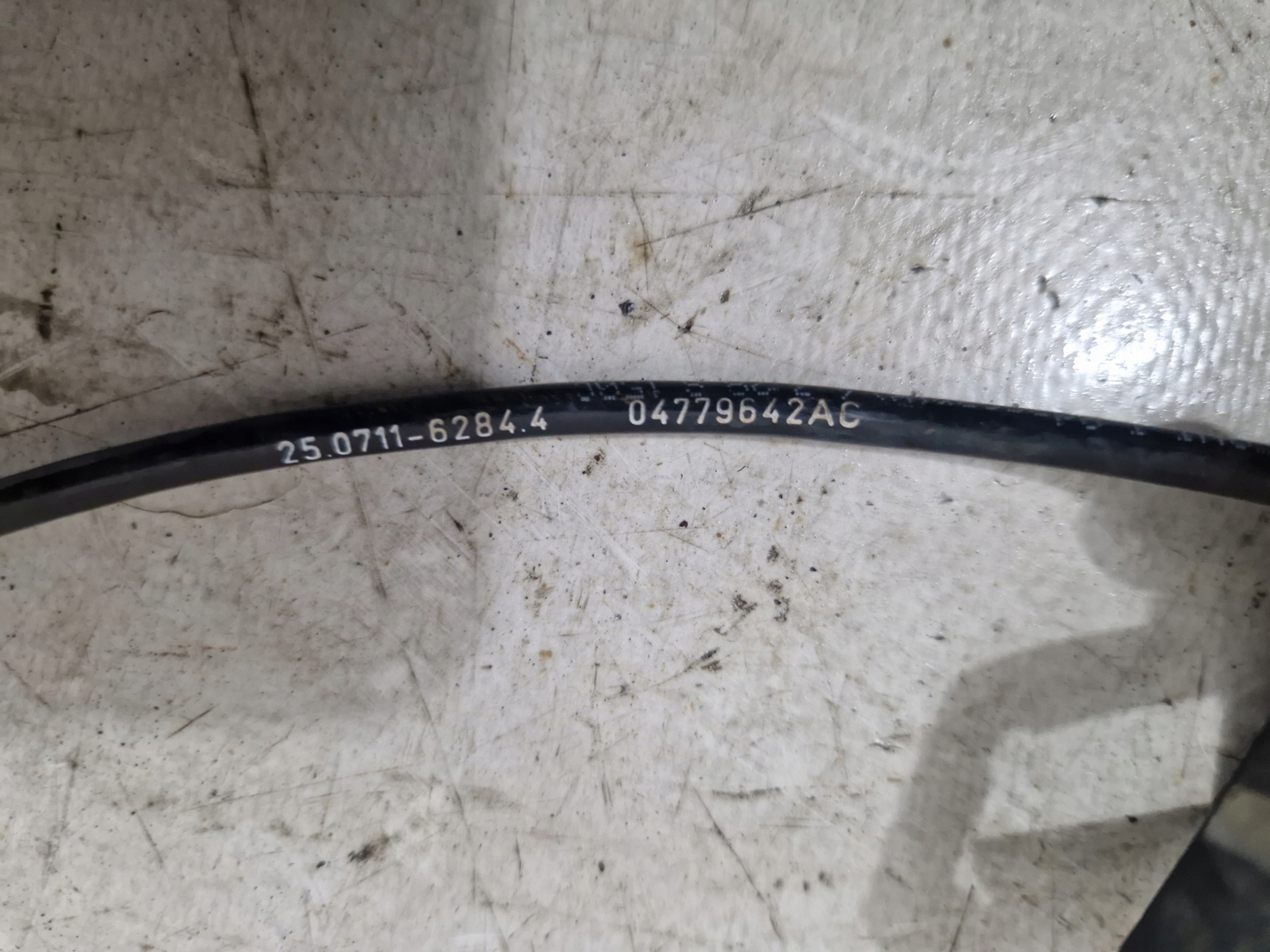 DODGE CHALLENGER 2019- sensor ABS rear part rear right 04779642AC