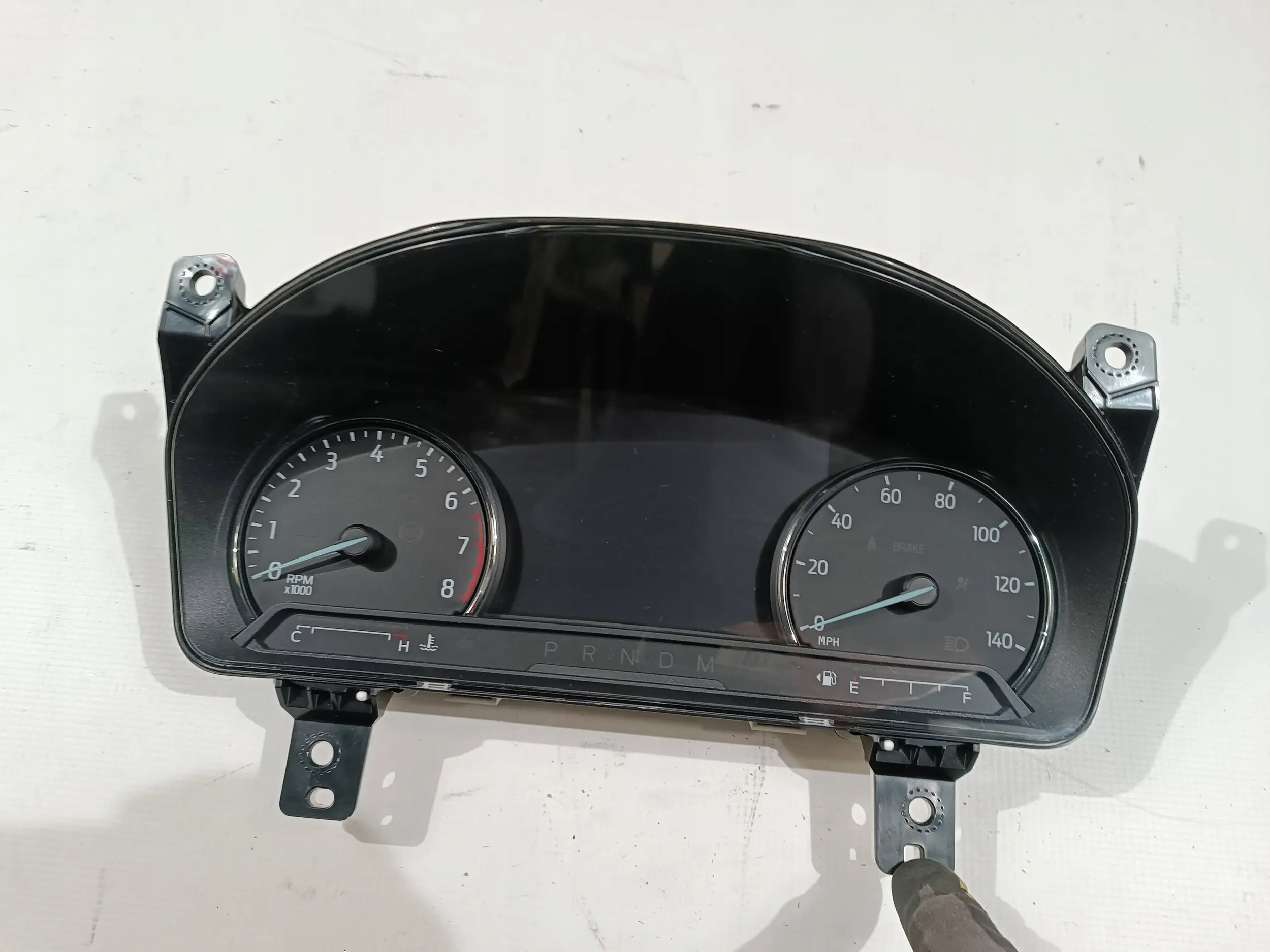 dials dials display LCD Ford Explorer VI 2020