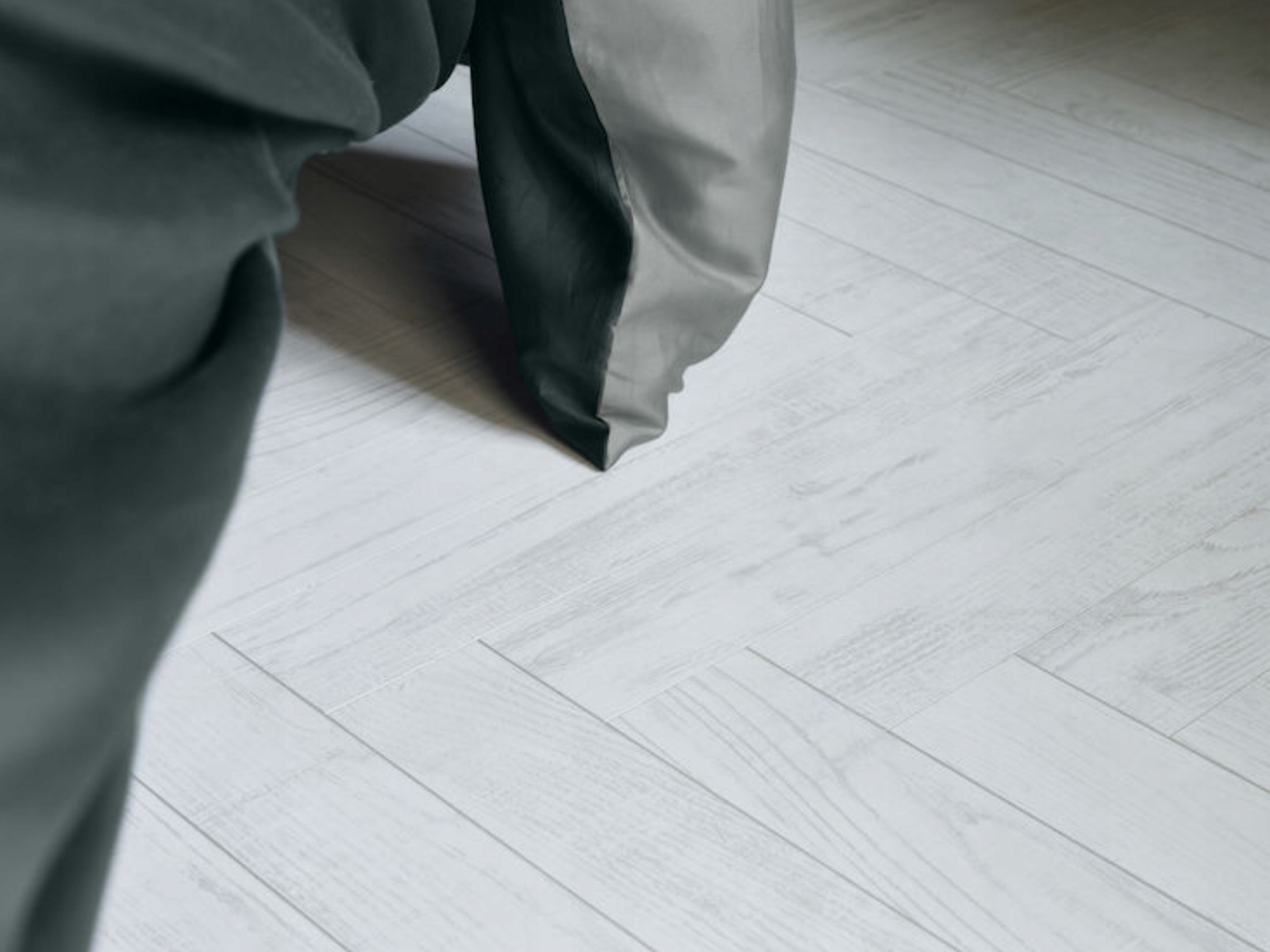 BerryAlloc Jodełka Chateau Chestnut White Kolekcja Chateau