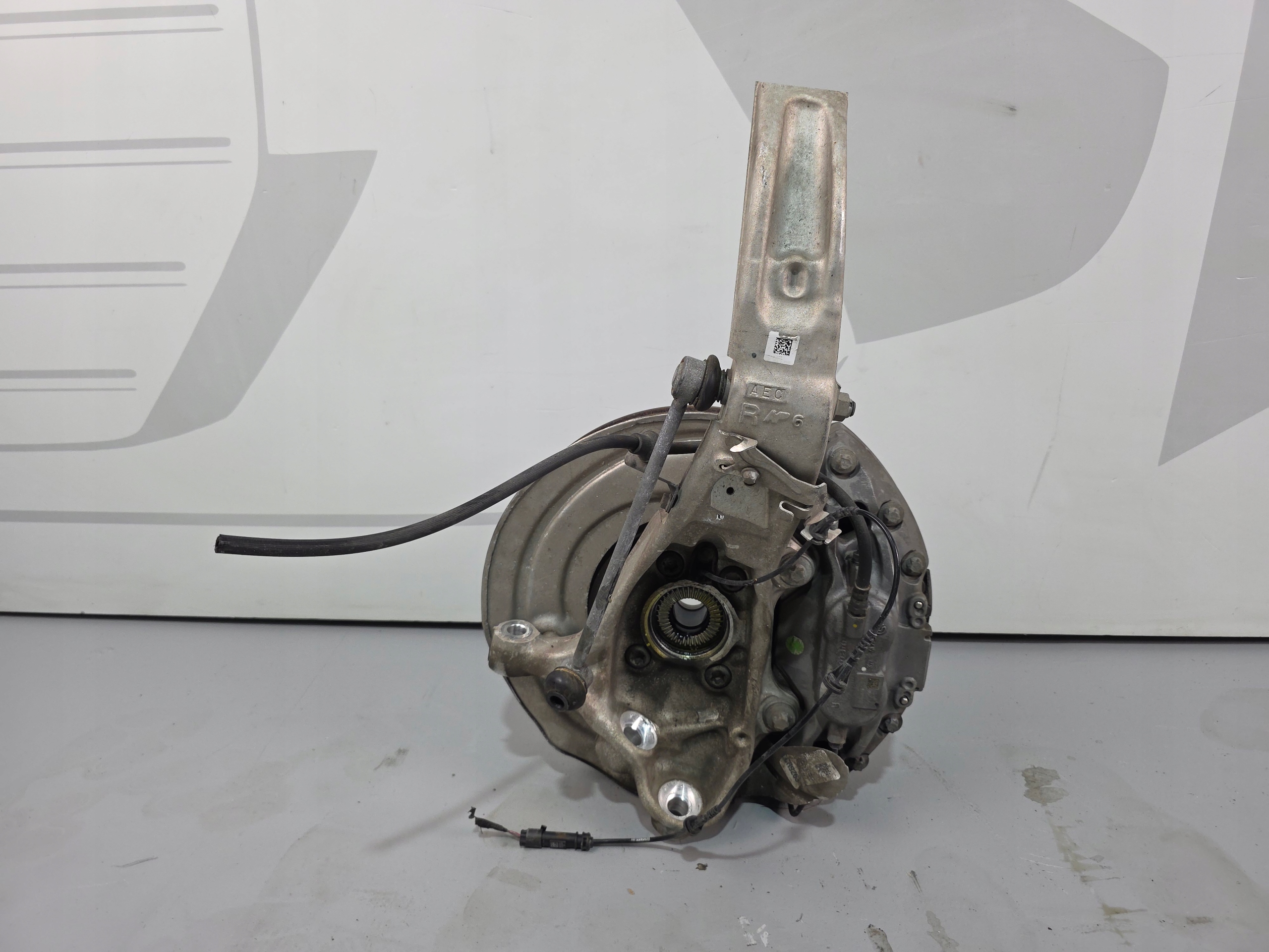 swing right front BMW G05 G06 G07 6876656