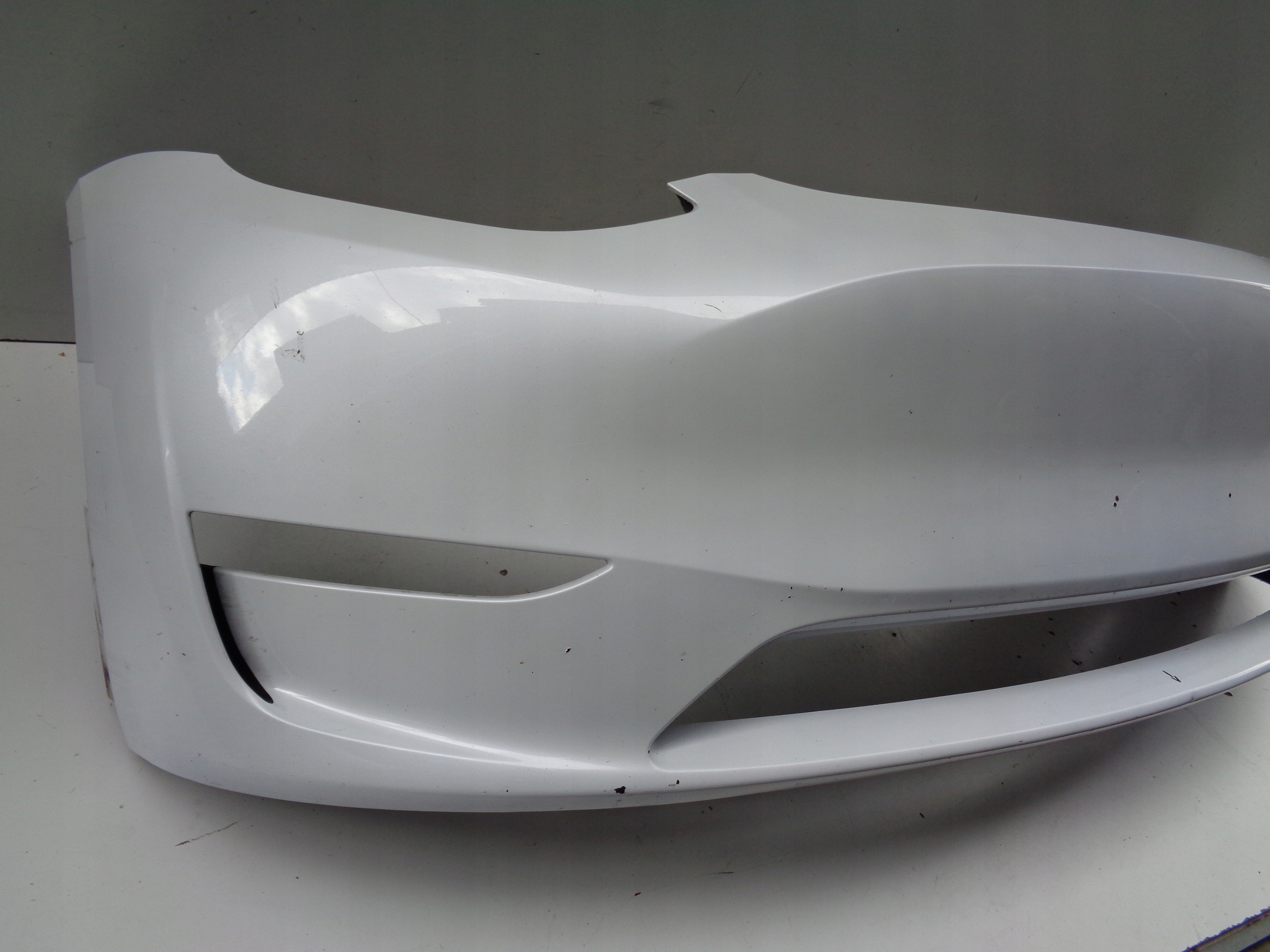 Frontstoßstange TESLA MODEL Y NR 51936