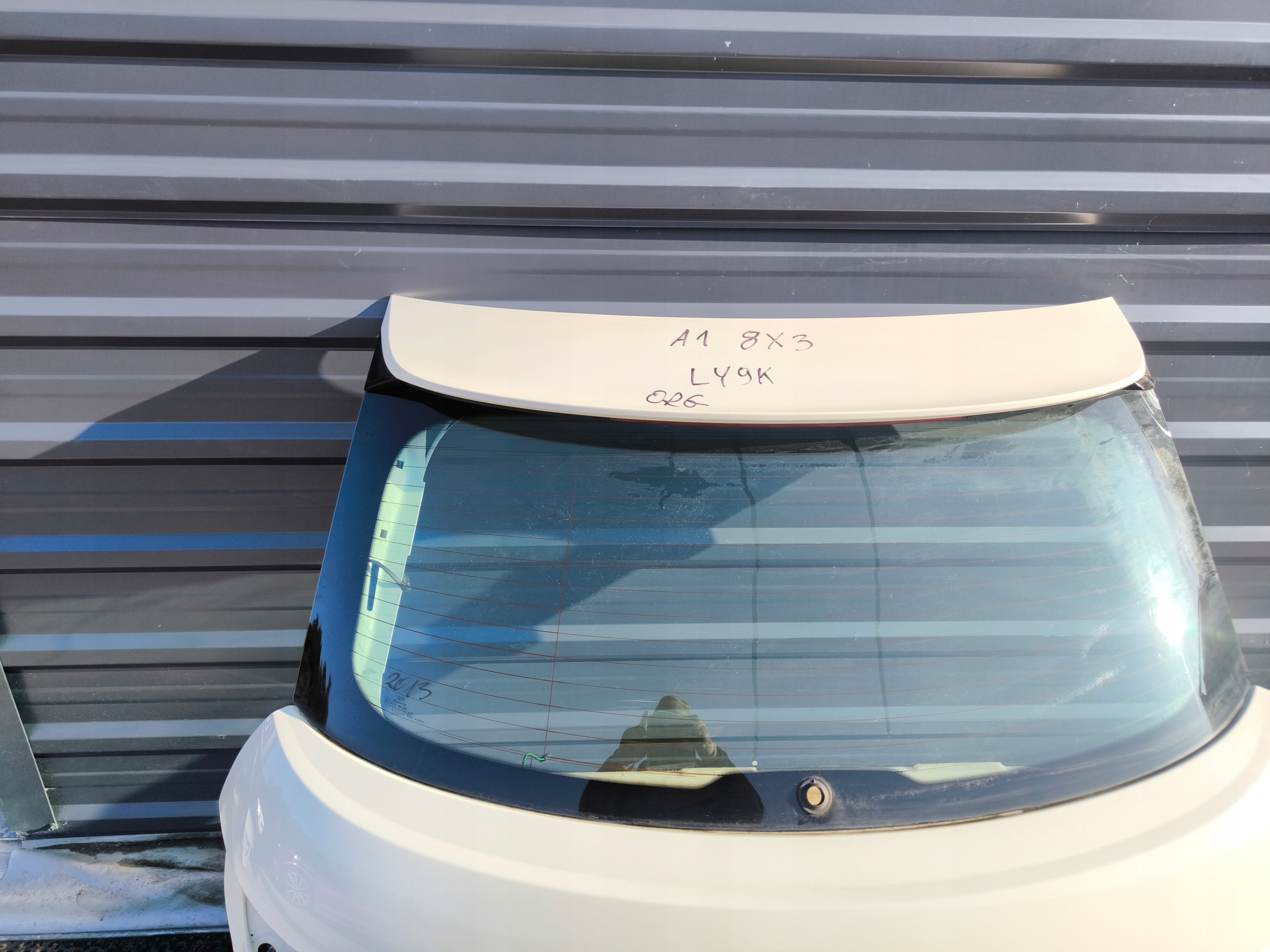 boot doors rear part AUDI A1 8X LY9K 3-door original !!!