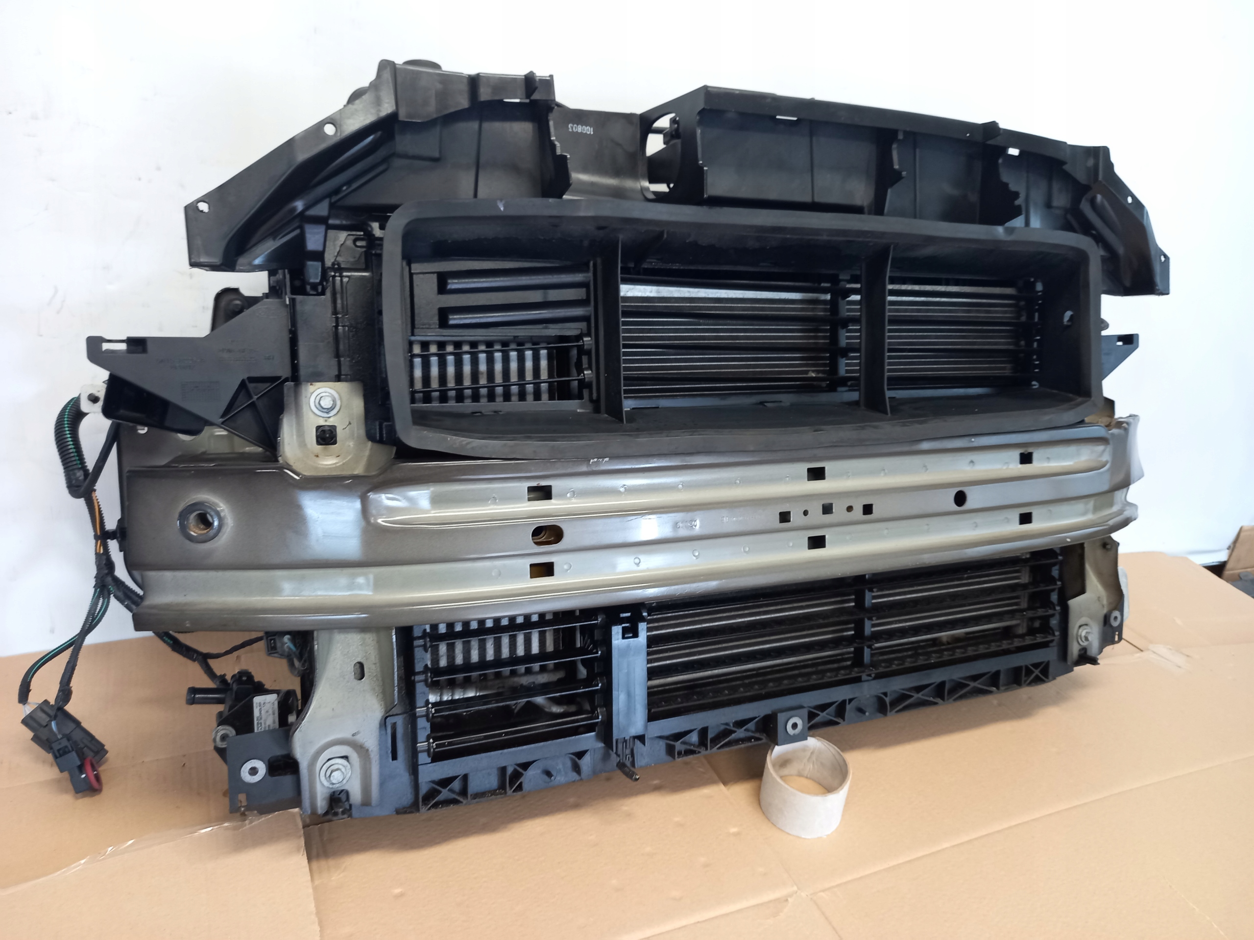 PAS PRZEDNI BELKA KOMPLET CHŁODNIC FORD ECOSPORT 1.0 ECOBOOST AUTOMAT 2017- Producent części Ford OE