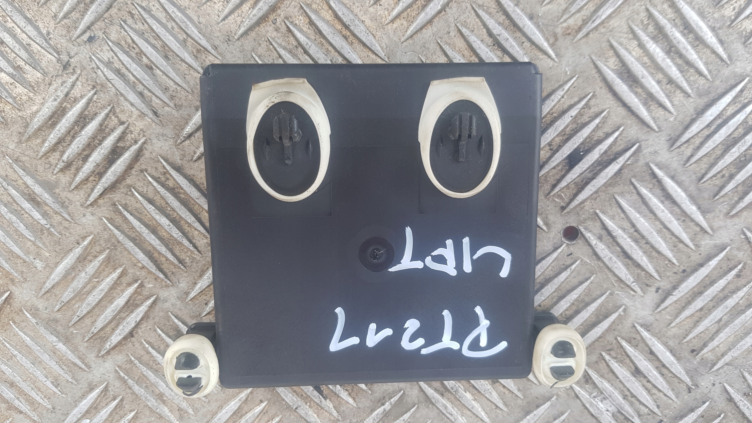 MERCEDES W211 module control unit door right rear part 2118703285