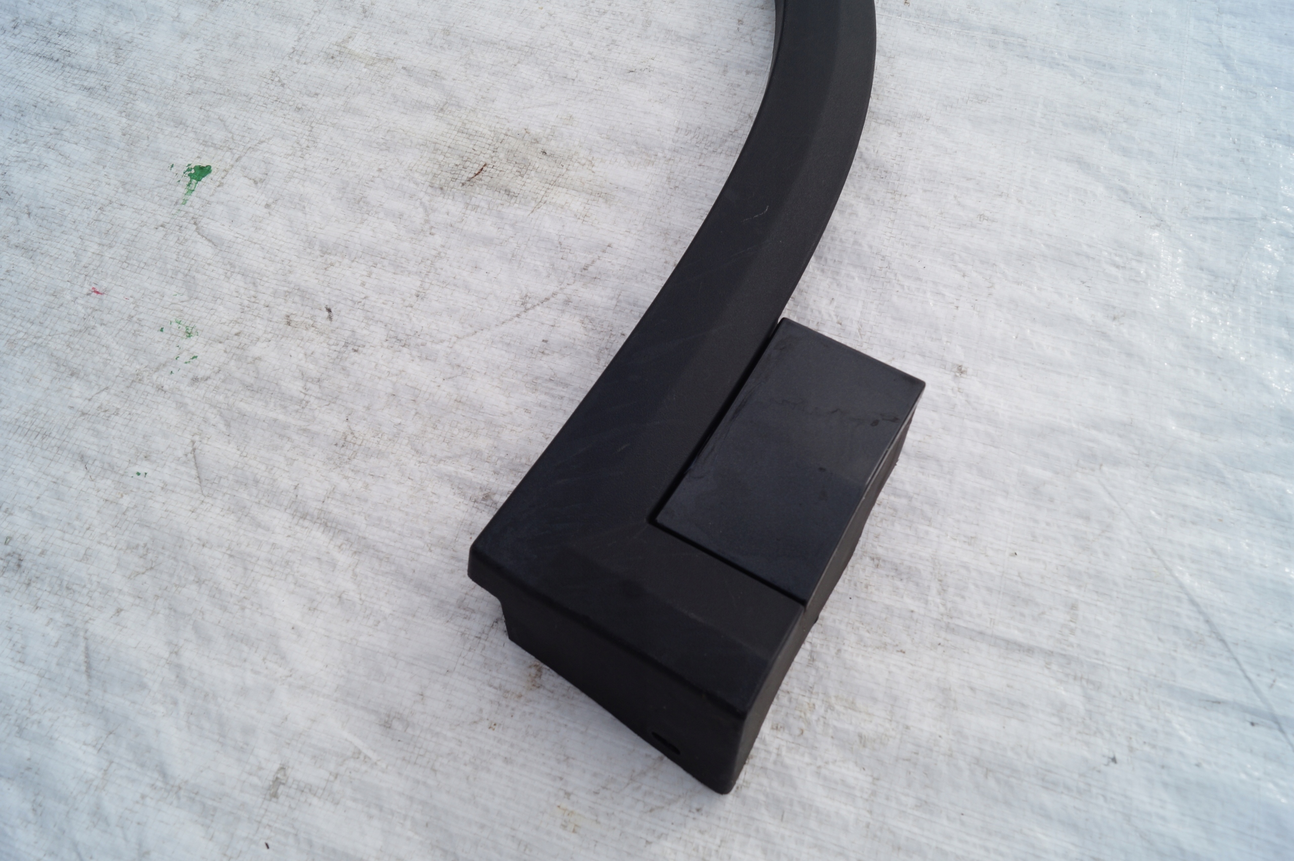 moulding for fender front front left LYNK & CO 01 574269 8889695771