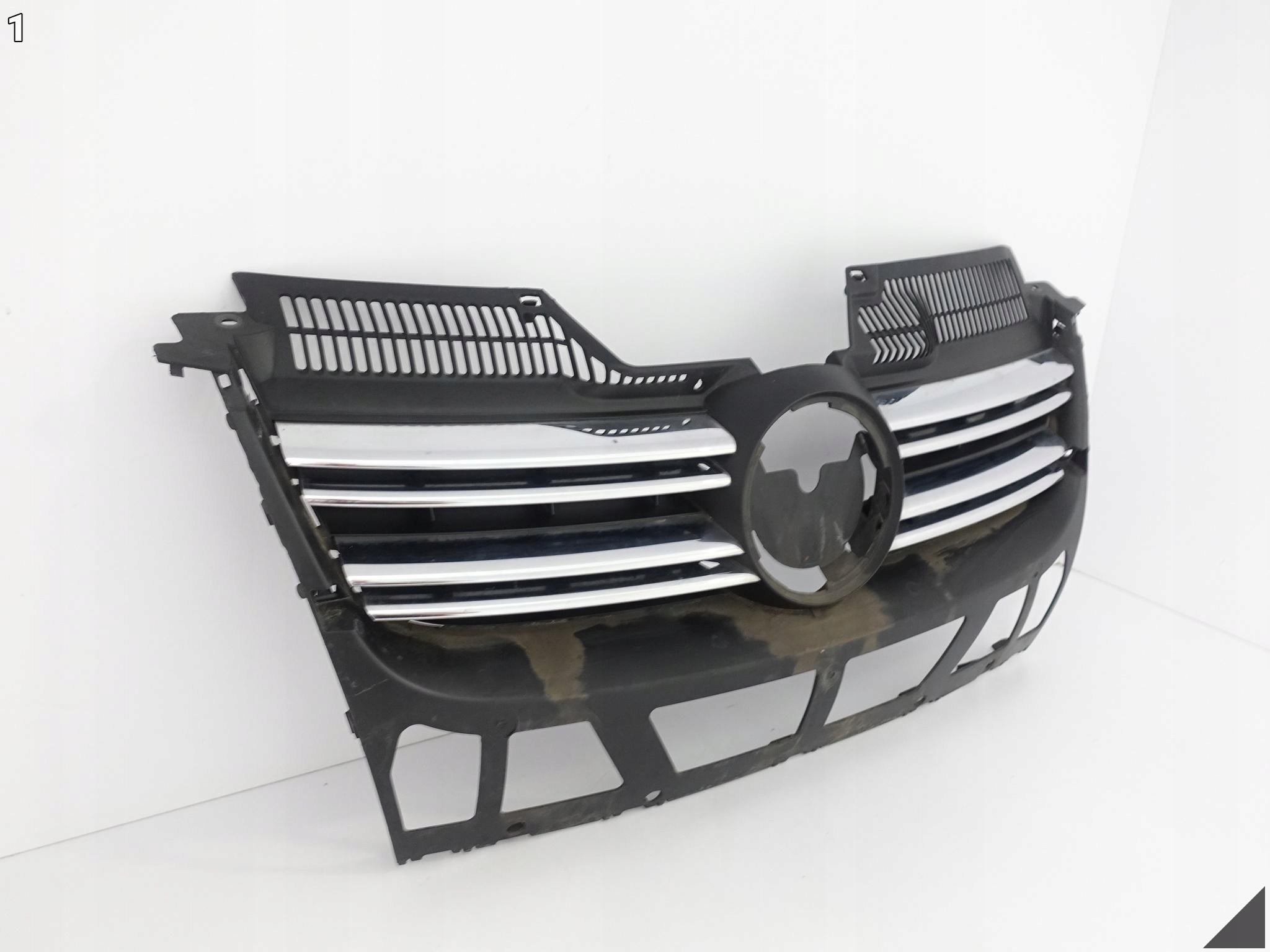 VW GOLF V 5 KOMBI / VARIANT JETTA 1K5 bumper CHROM grill grille front