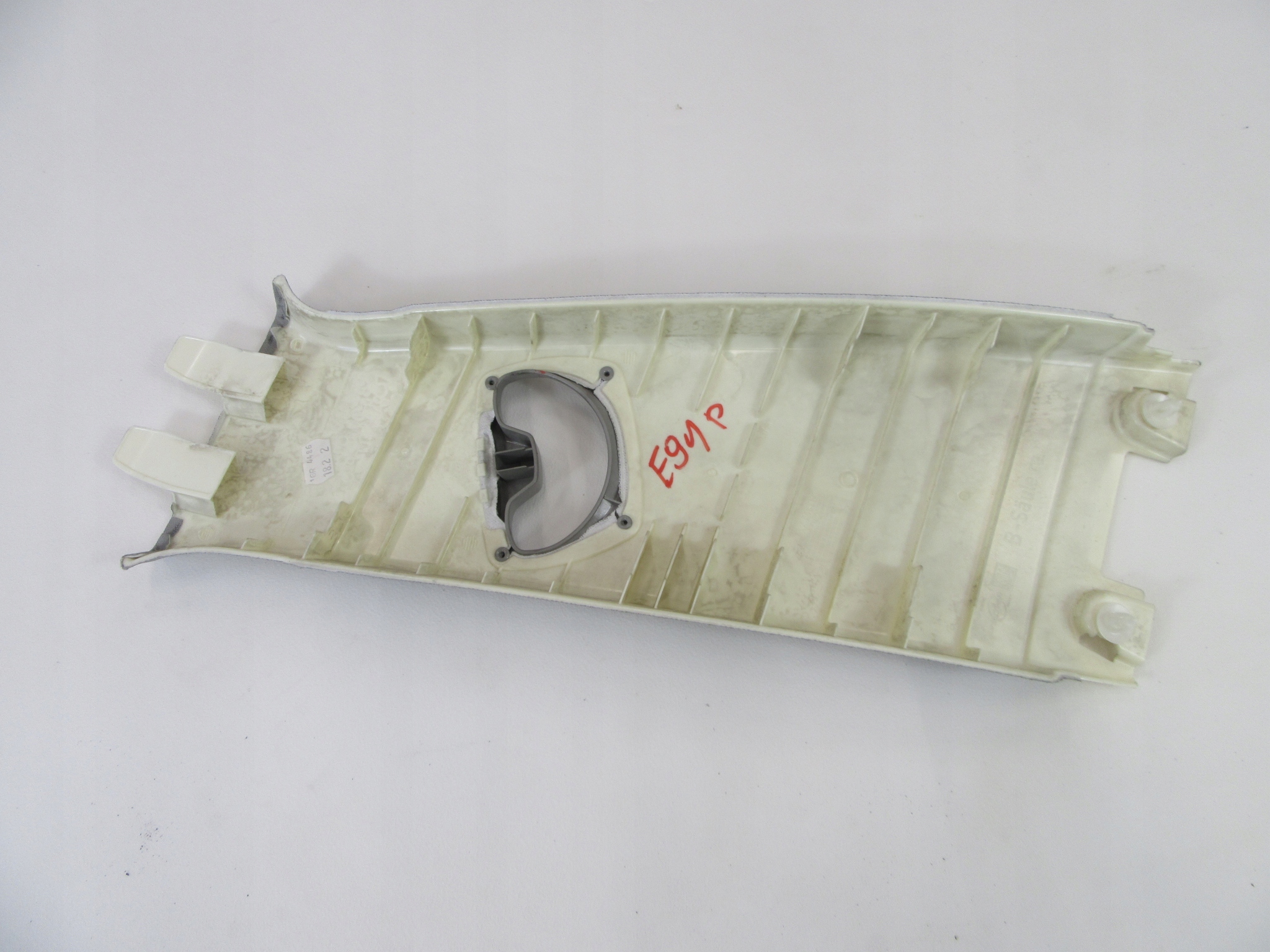 Blende Abdeckung slupka B rechts heck BMW e90 e91 Sedan KOMBI