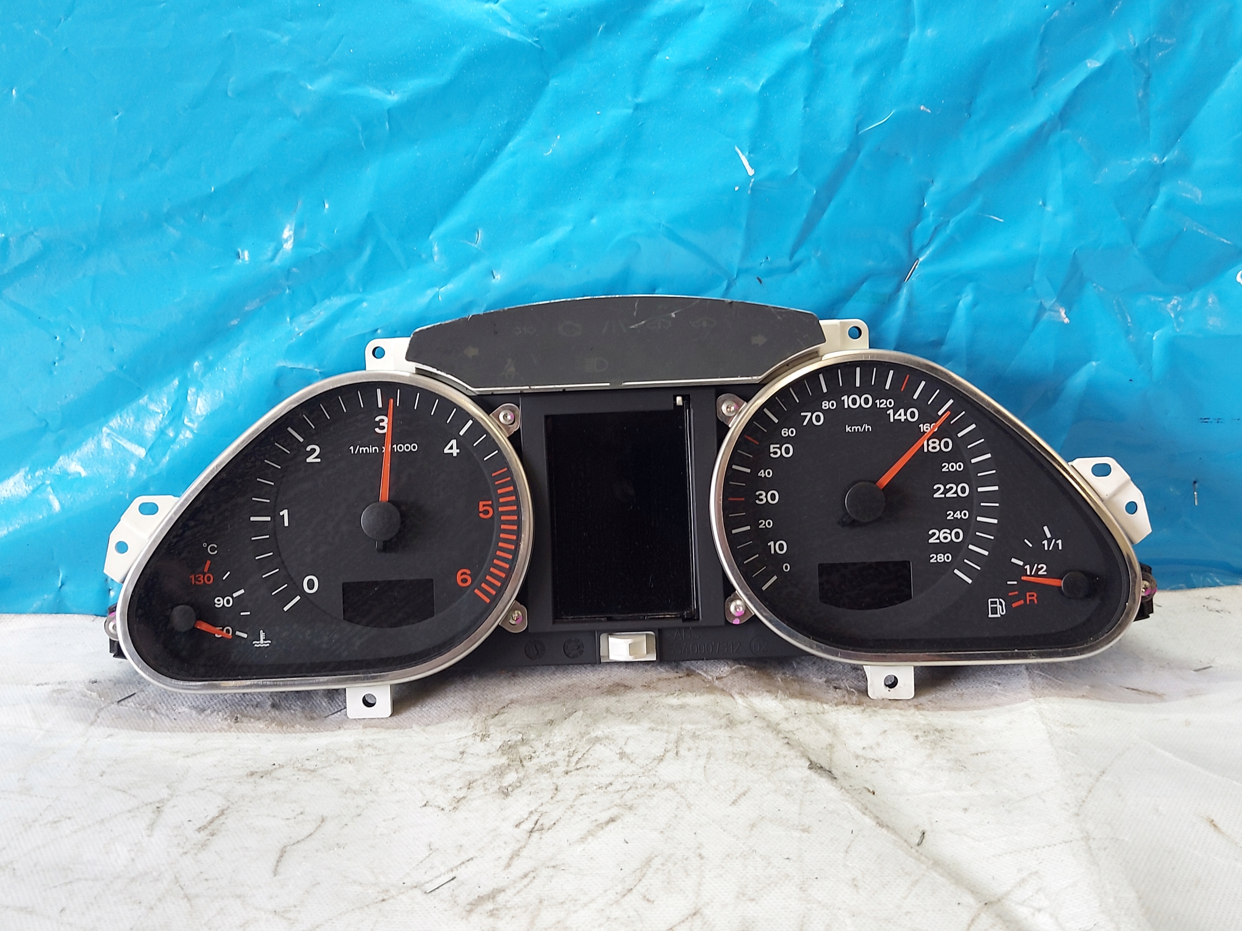 dials clock A6 C6 2.7 TDI 4F0920901C