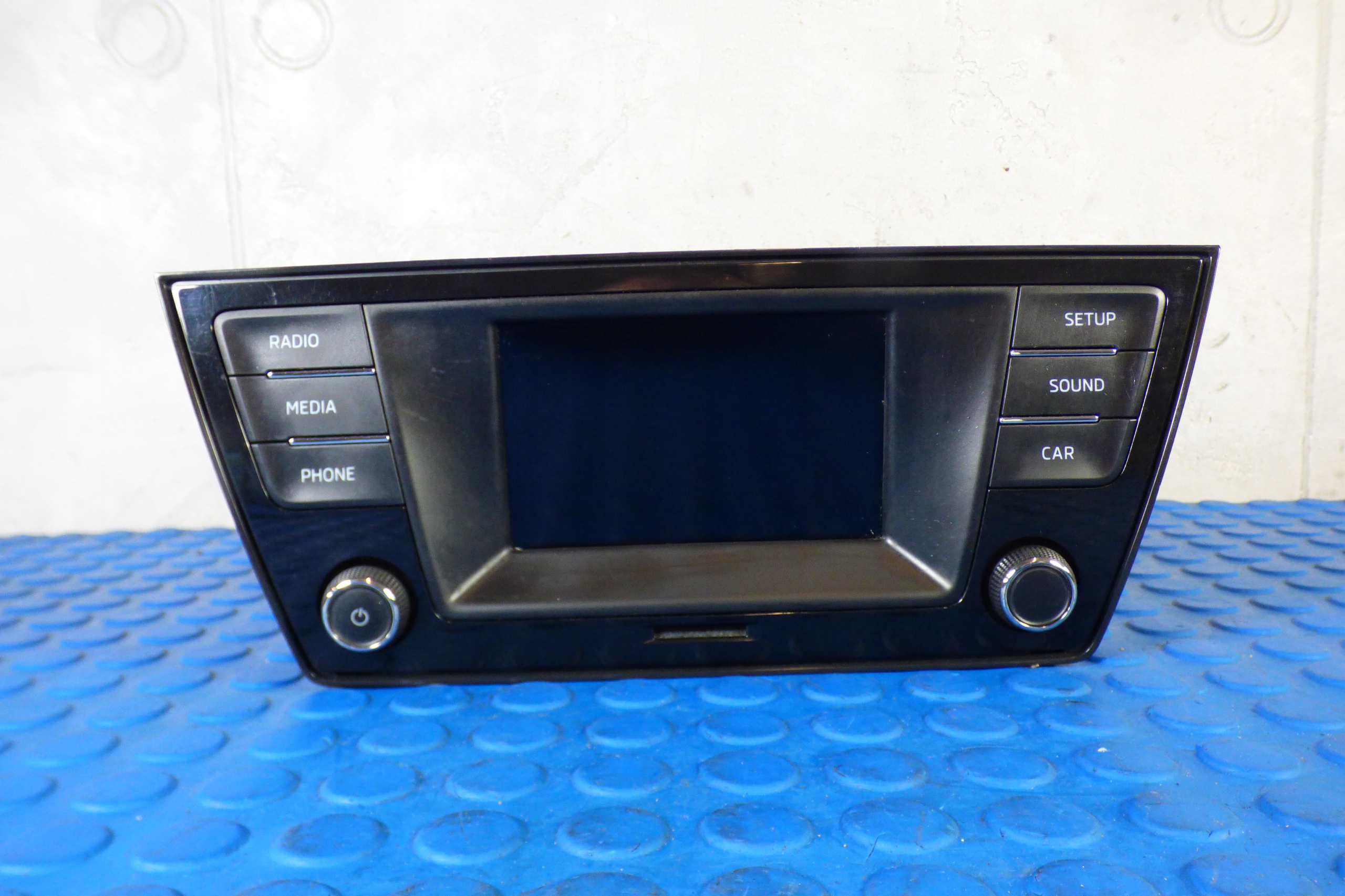 radio 6V0035871D SKODA FABIA III