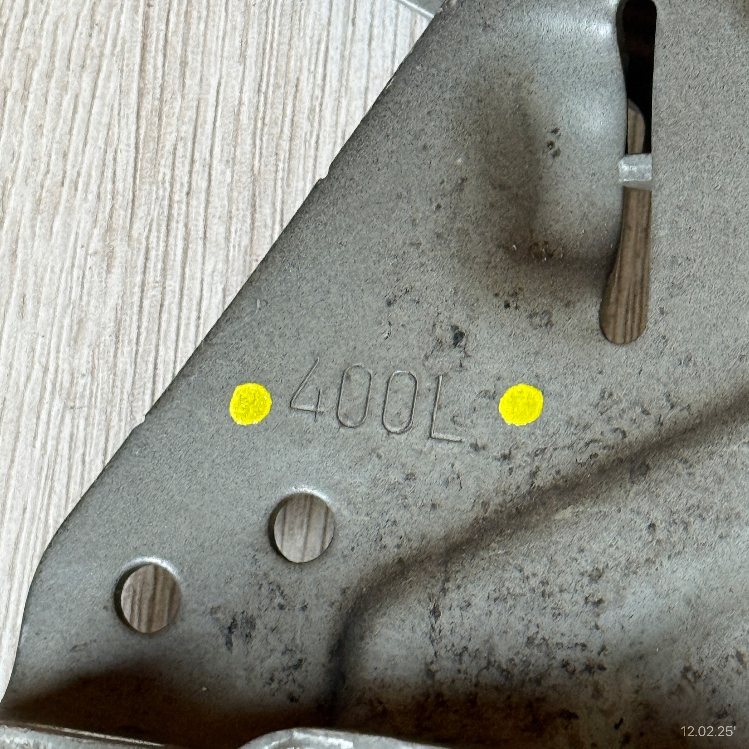 hinge bonnets left TOYOTA YARIS IV