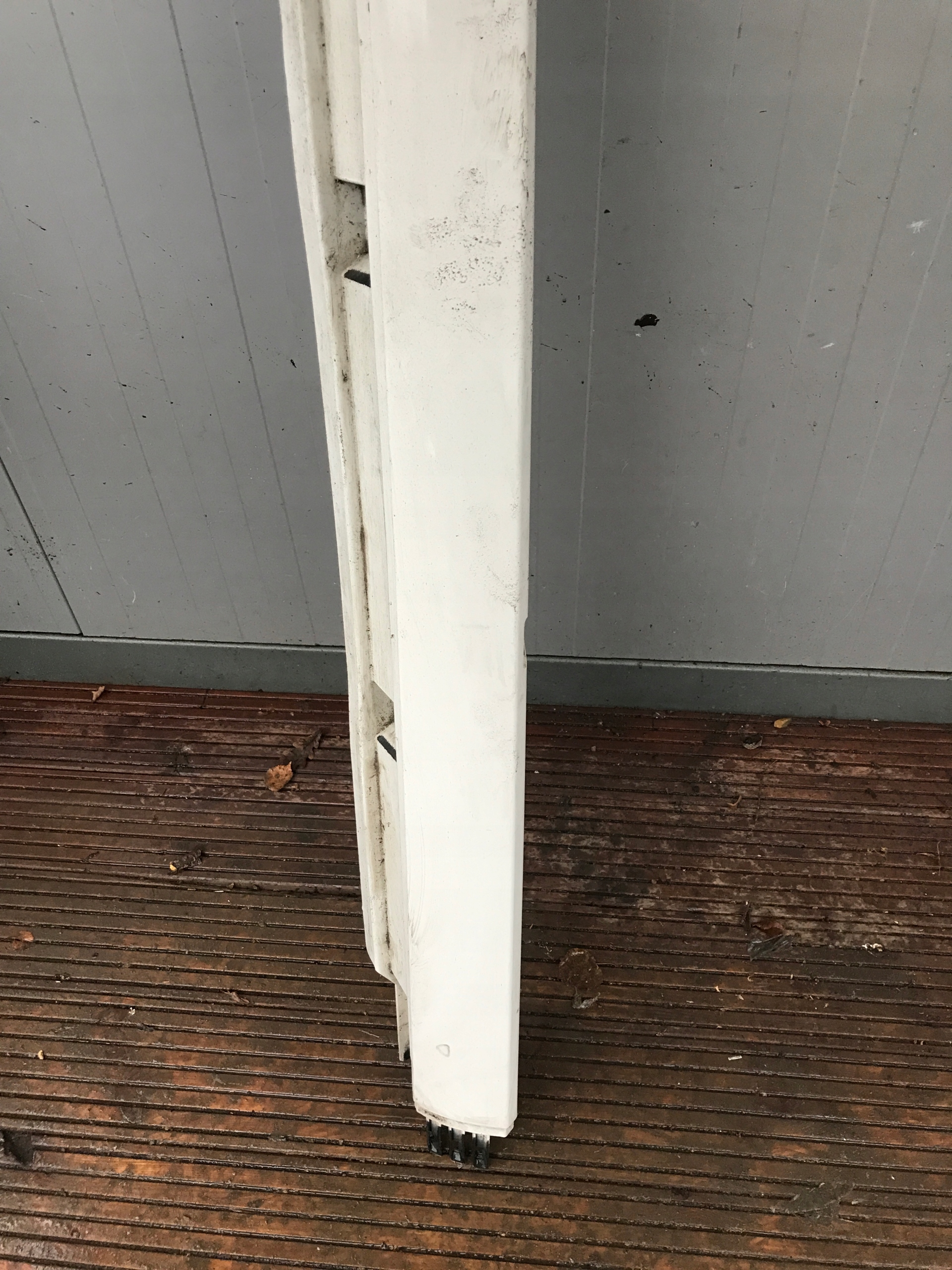 moulding threshold left VW PASSAT B7 3AA853855
