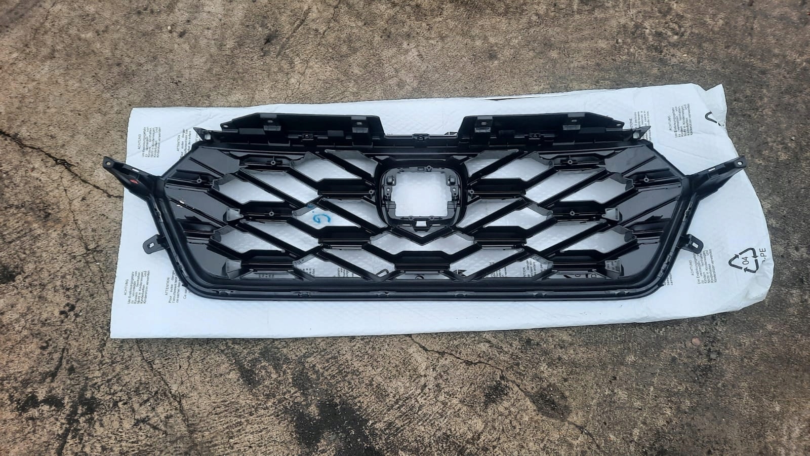 Honda CR-V Jazz GR Kühlergrill FRONTGRILL Kühlergitter - Thumbnail 10