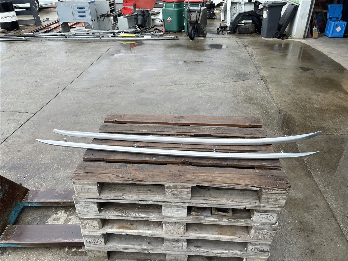 RELINGI DACHOWE CHROM PRAWY + LEWY FORD FOCUS MK4 KOMBI 18-23R