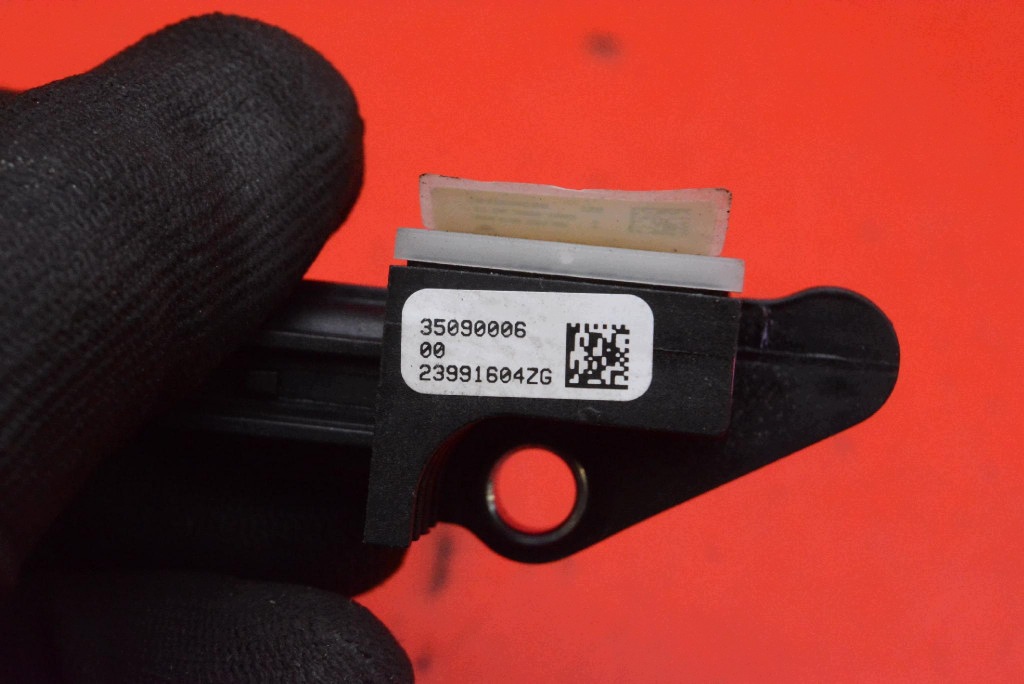 impact sensor left rear part 97061822102 PORSCHE PANAMERA 970 09-13