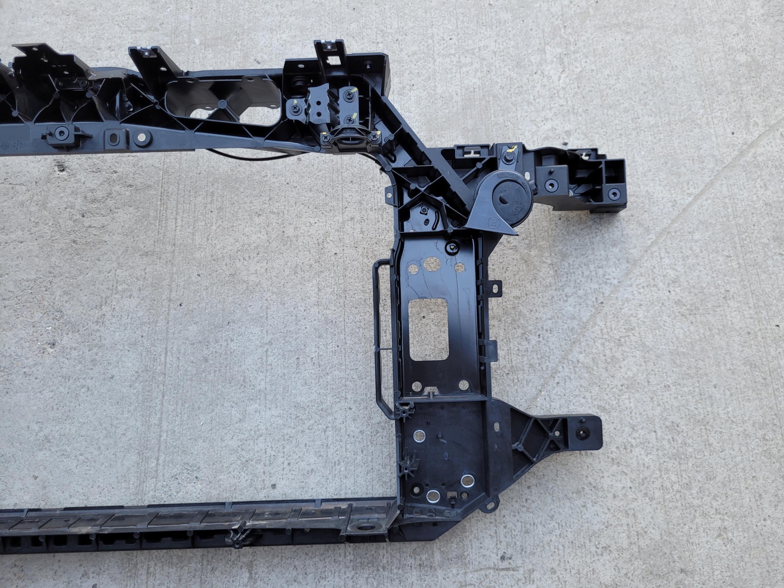 front body wall front pillar SSANGYONG KGM TORRES EVX