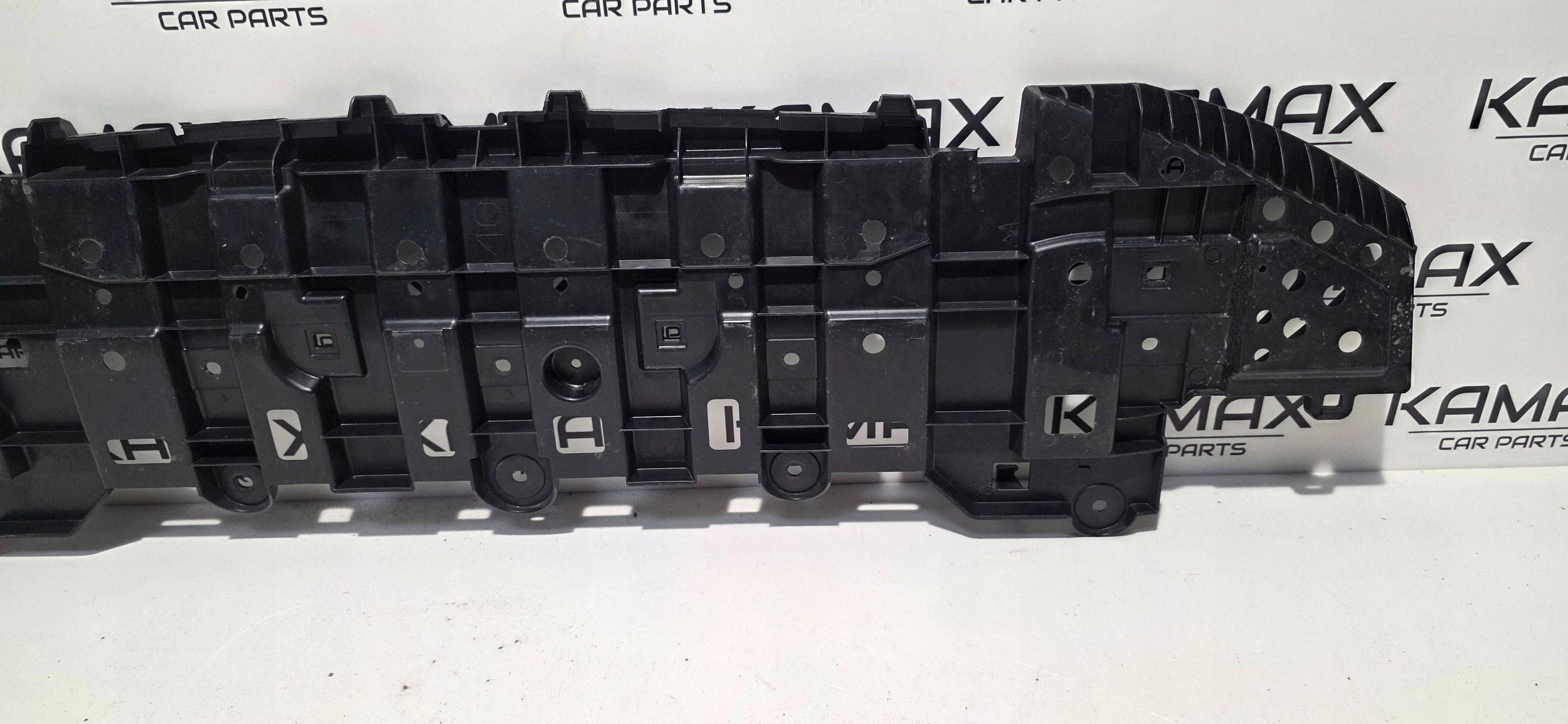 cover below front bumper front Toyota Yaris XP210 52618K0010