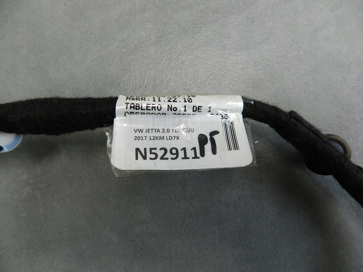 VW JETTA 5C bundle door right rear part 5CU971694AA