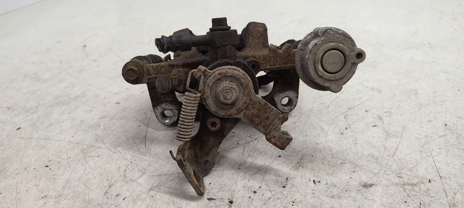 caliper rear part rear left Opel Zafira C 2,0 CDTI