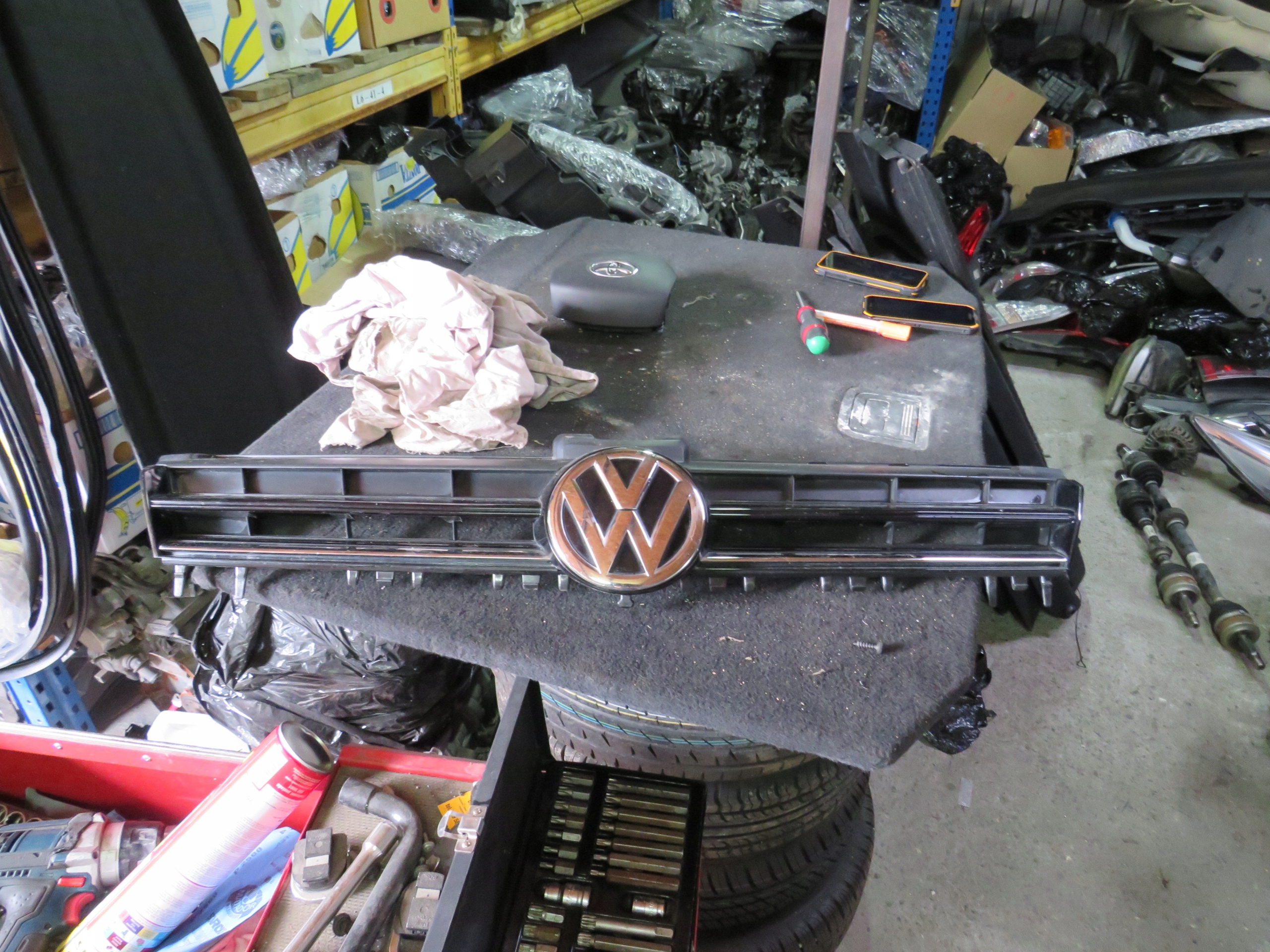 VW Golf VII Kühlergrill FRONTGRILL Kühlergitter 5G0853653 - Thumbnail 1