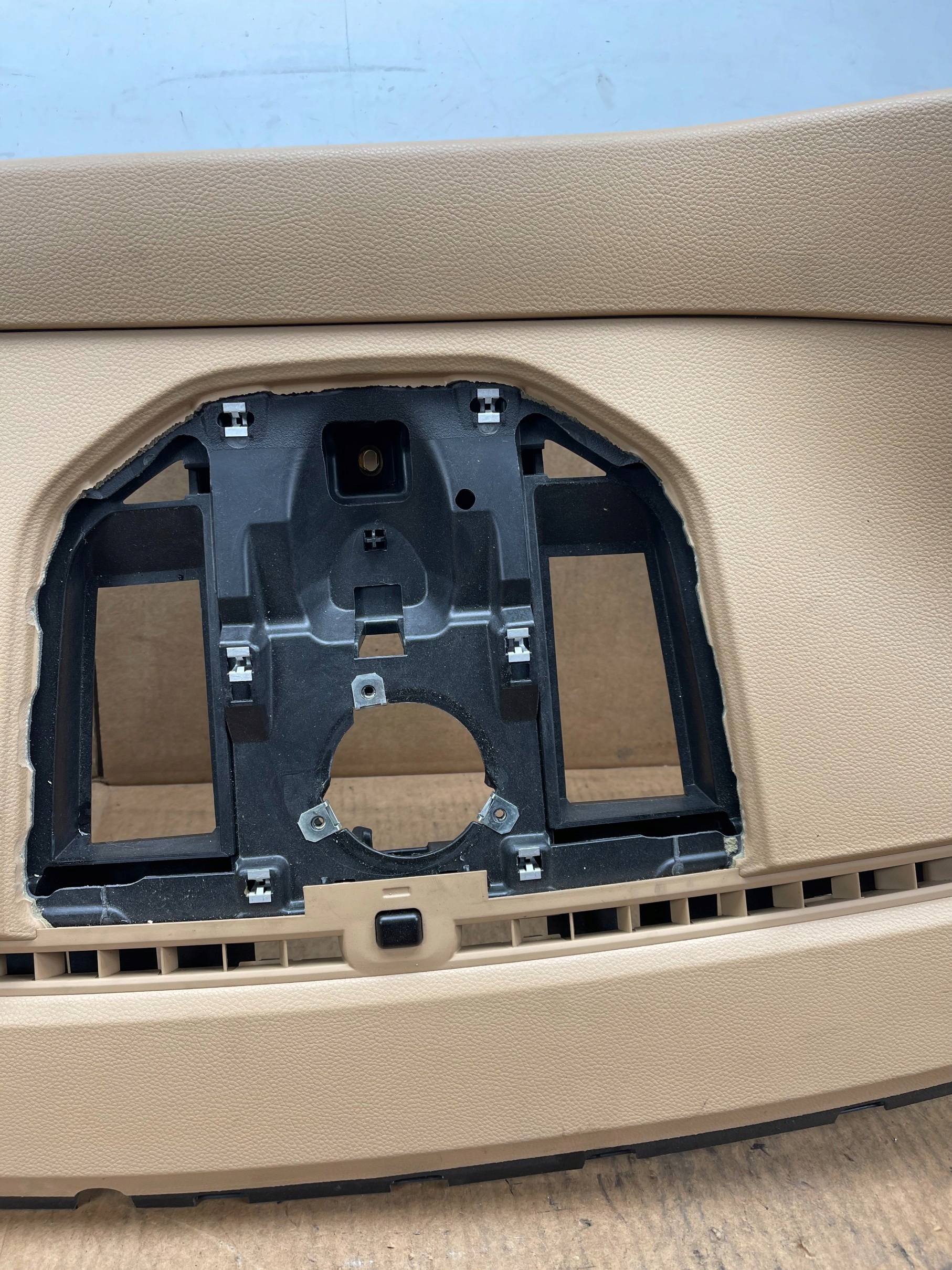 B1 PORSCHE MACAN S 2015 dashboard console airbag original 95B880204