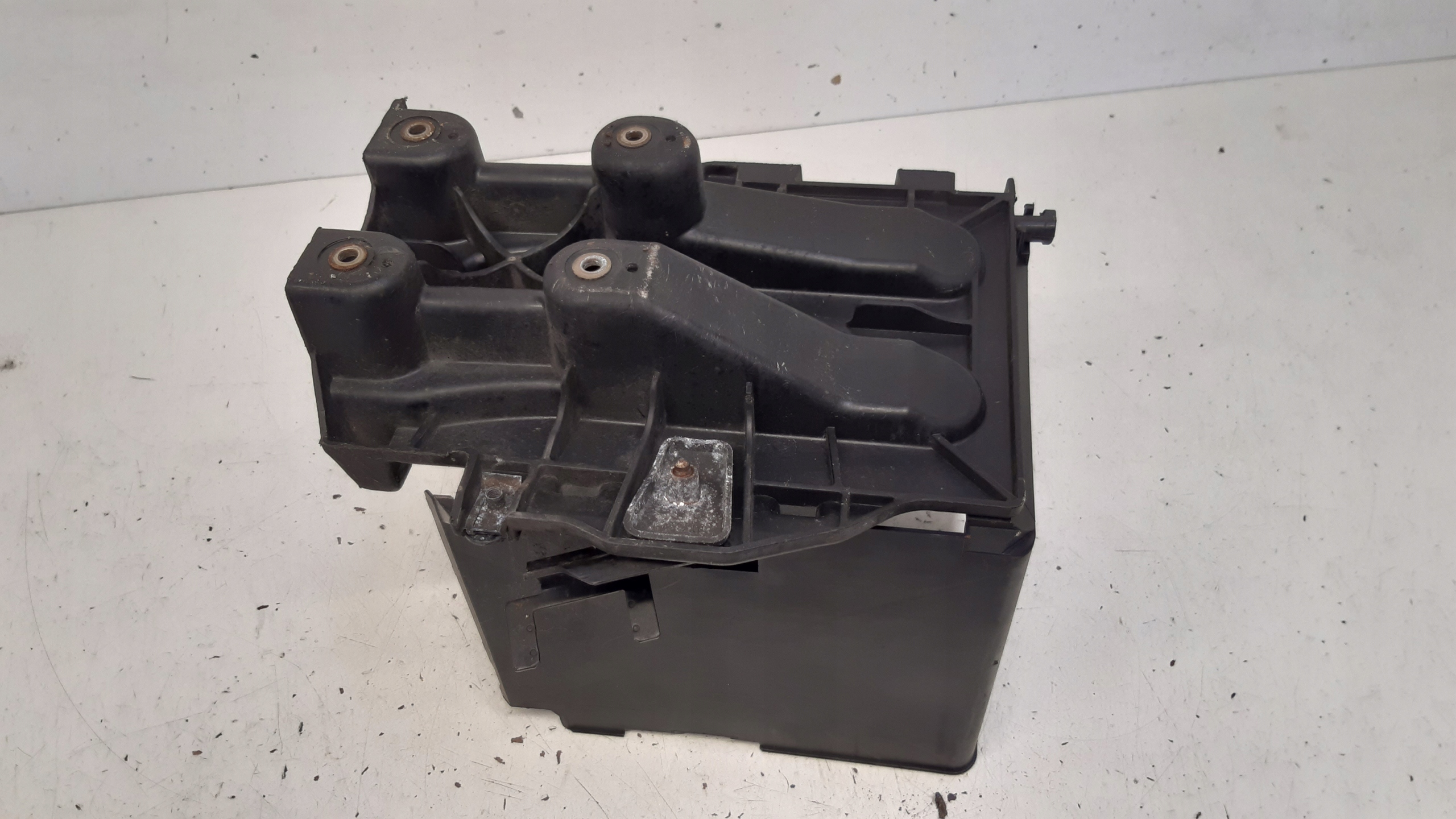 SCATOLA per batteria 8N8804373 Audi TT